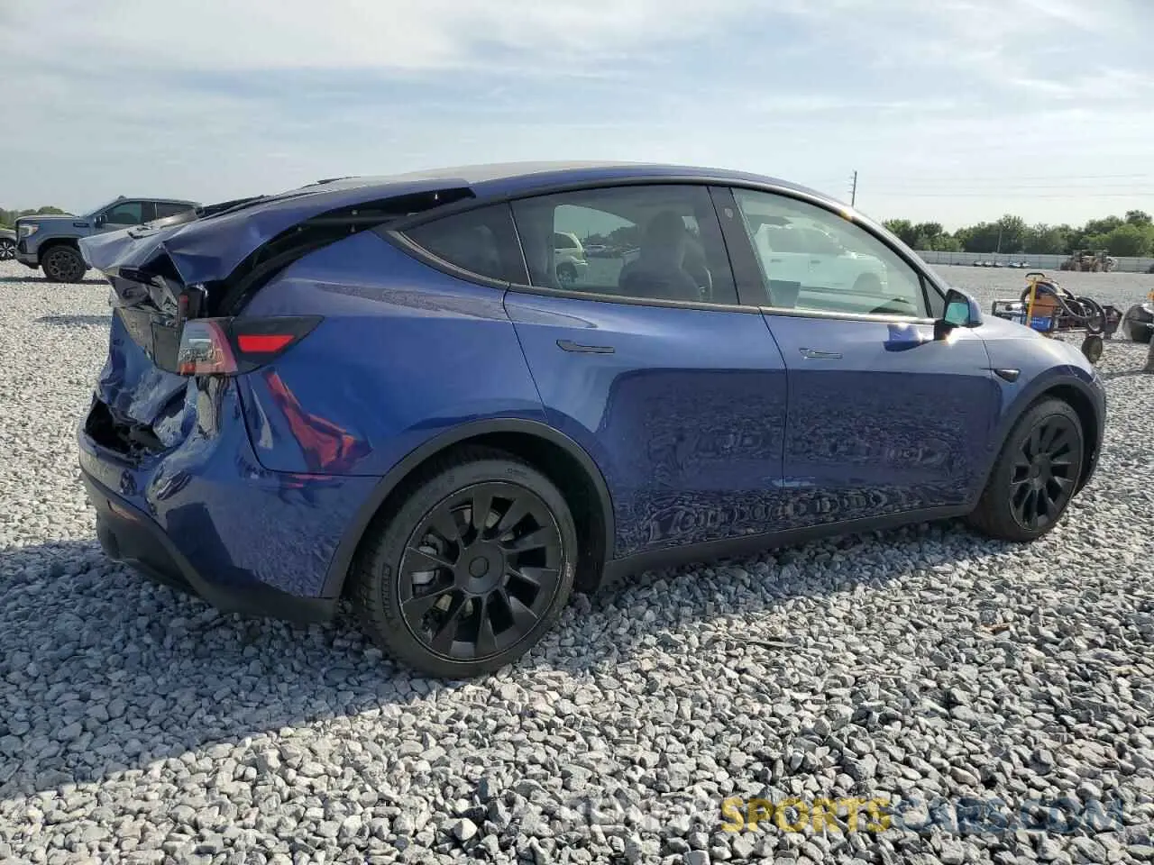 3 Photograph of a damaged car 7SAYGDEE2NF433907 TESLA MODEL Y 2022