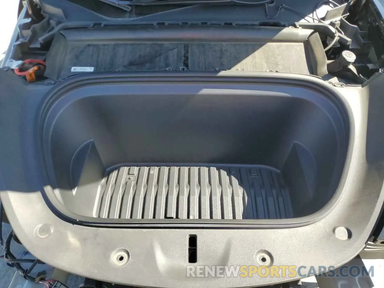 13 Photograph of a damaged car 7SAYGDEE2NF442073 TESLA MODEL Y 2022