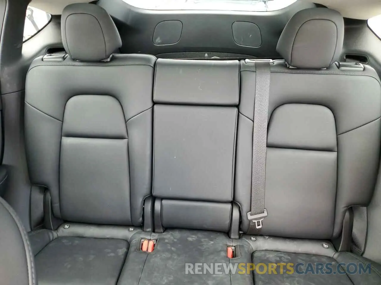 10 Photograph of a damaged car 7SAYGDEE2NF443711 TESLA MODEL Y 2022