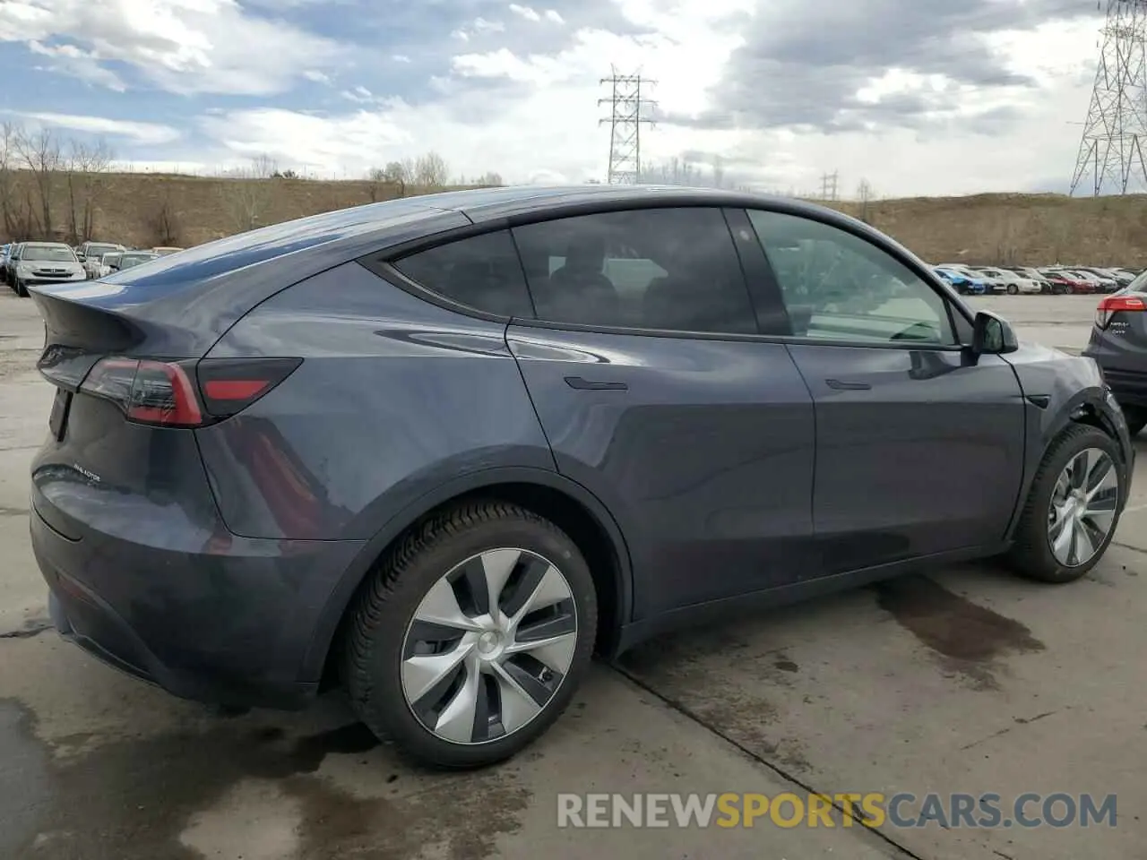 3 Photograph of a damaged car 7SAYGDEE2NF443711 TESLA MODEL Y 2022