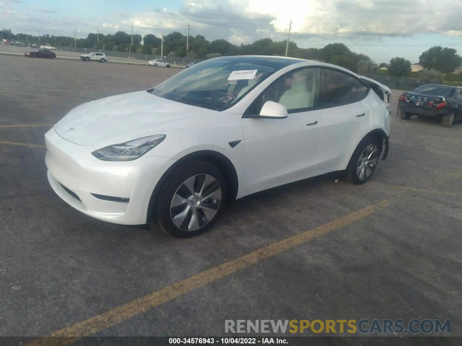 2 Photograph of a damaged car 7SAYGDEE2NF467510 TESLA MODEL Y 2022