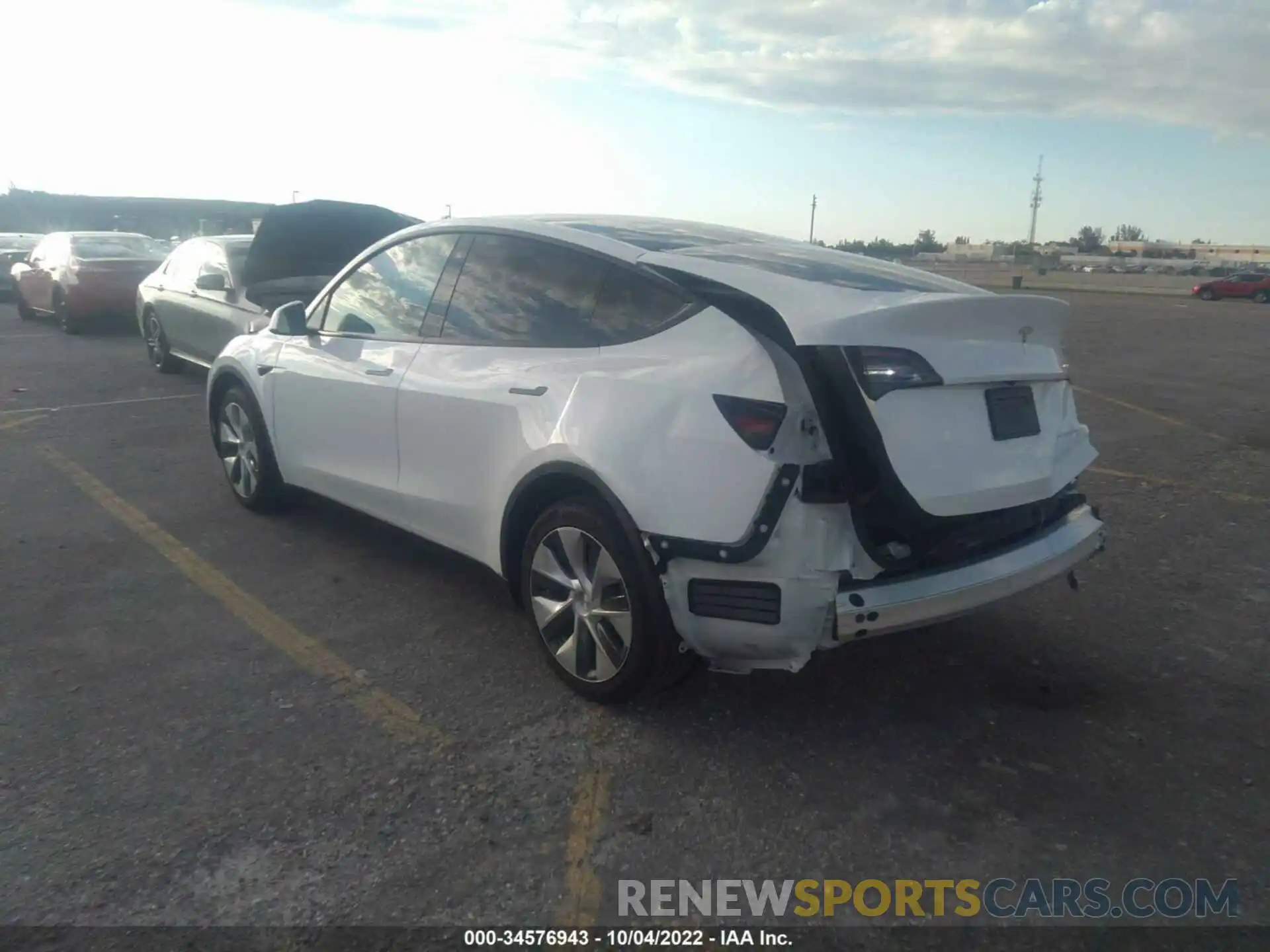 3 Photograph of a damaged car 7SAYGDEE2NF467510 TESLA MODEL Y 2022