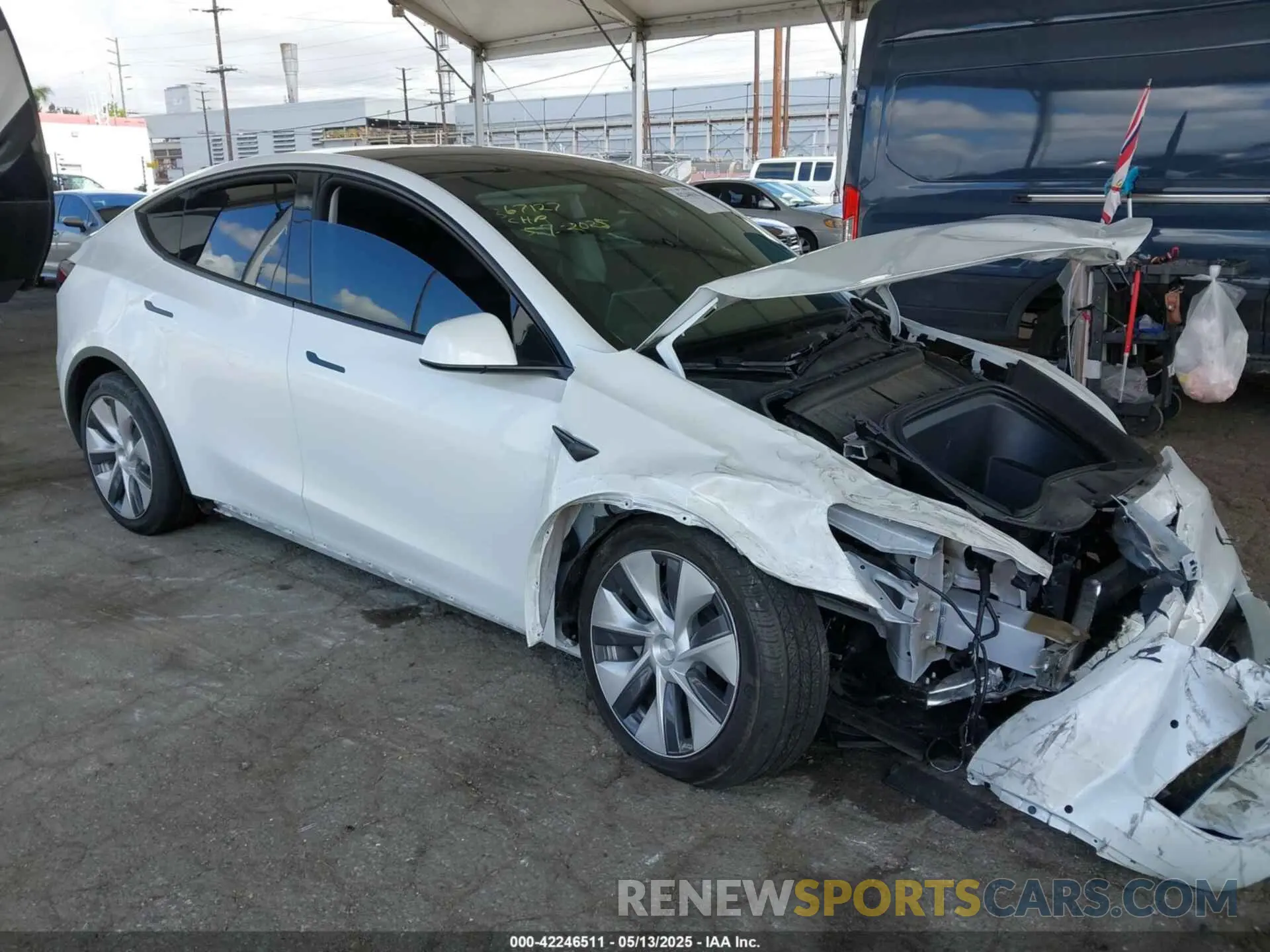 1 Photograph of a damaged car 7SAYGDEE2NF509769 TESLA MODEL Y 2022