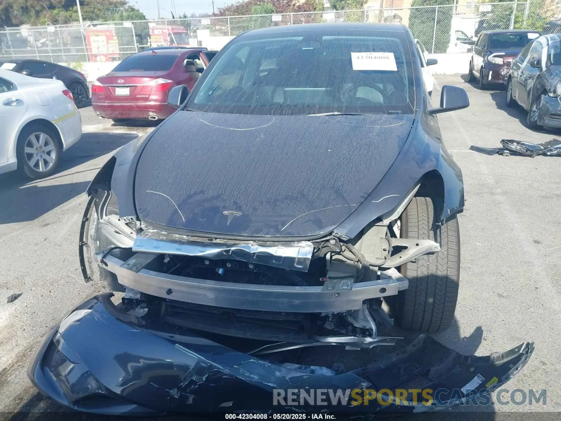 13 Photograph of a damaged car 7SAYGDEE2NF533358 TESLA MODEL Y 2022