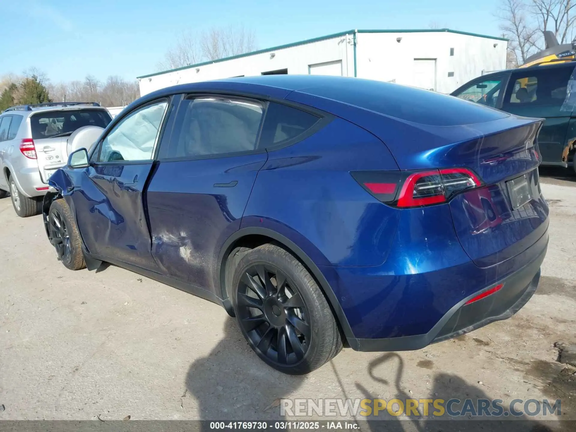 3 Photograph of a damaged car 7SAYGDEE2NF562990 TESLA MODEL Y 2022