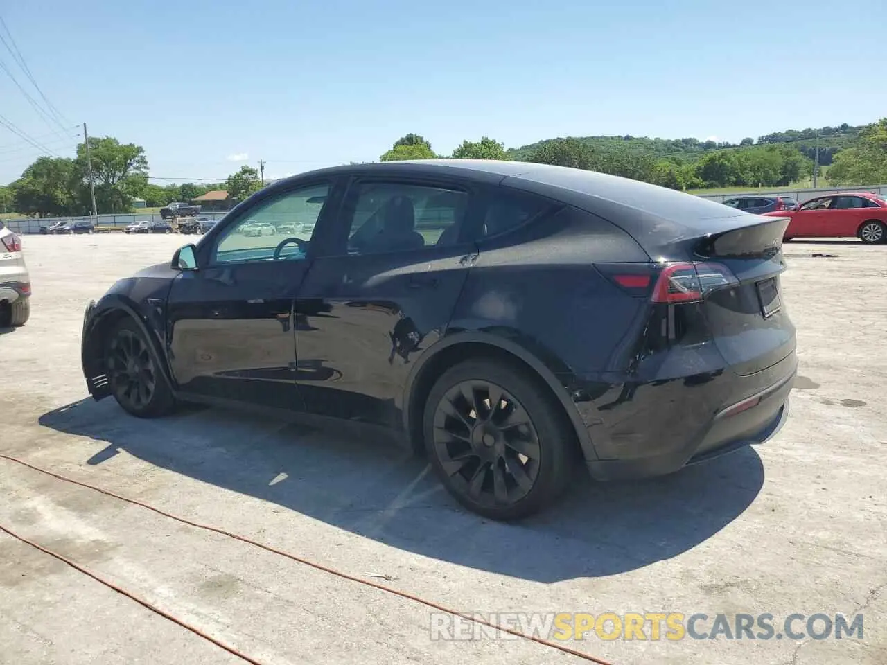 2 Photograph of a damaged car 7SAYGDEE2NF564593 TESLA MODEL Y 2022