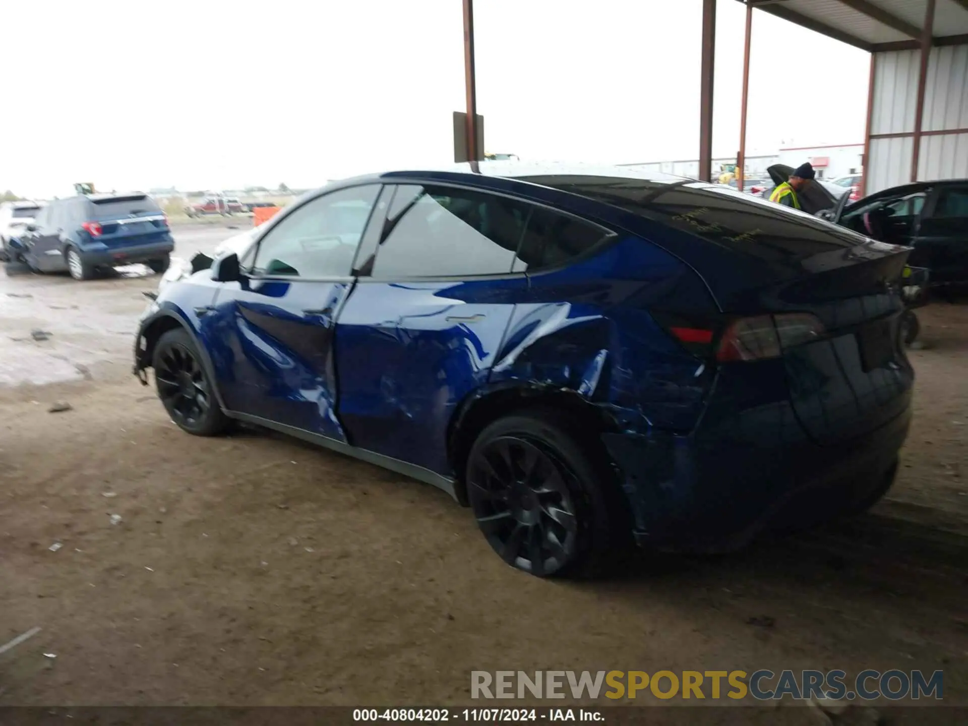 3 Photograph of a damaged car 7SAYGDEE3NA001744 TESLA MODEL Y 2022