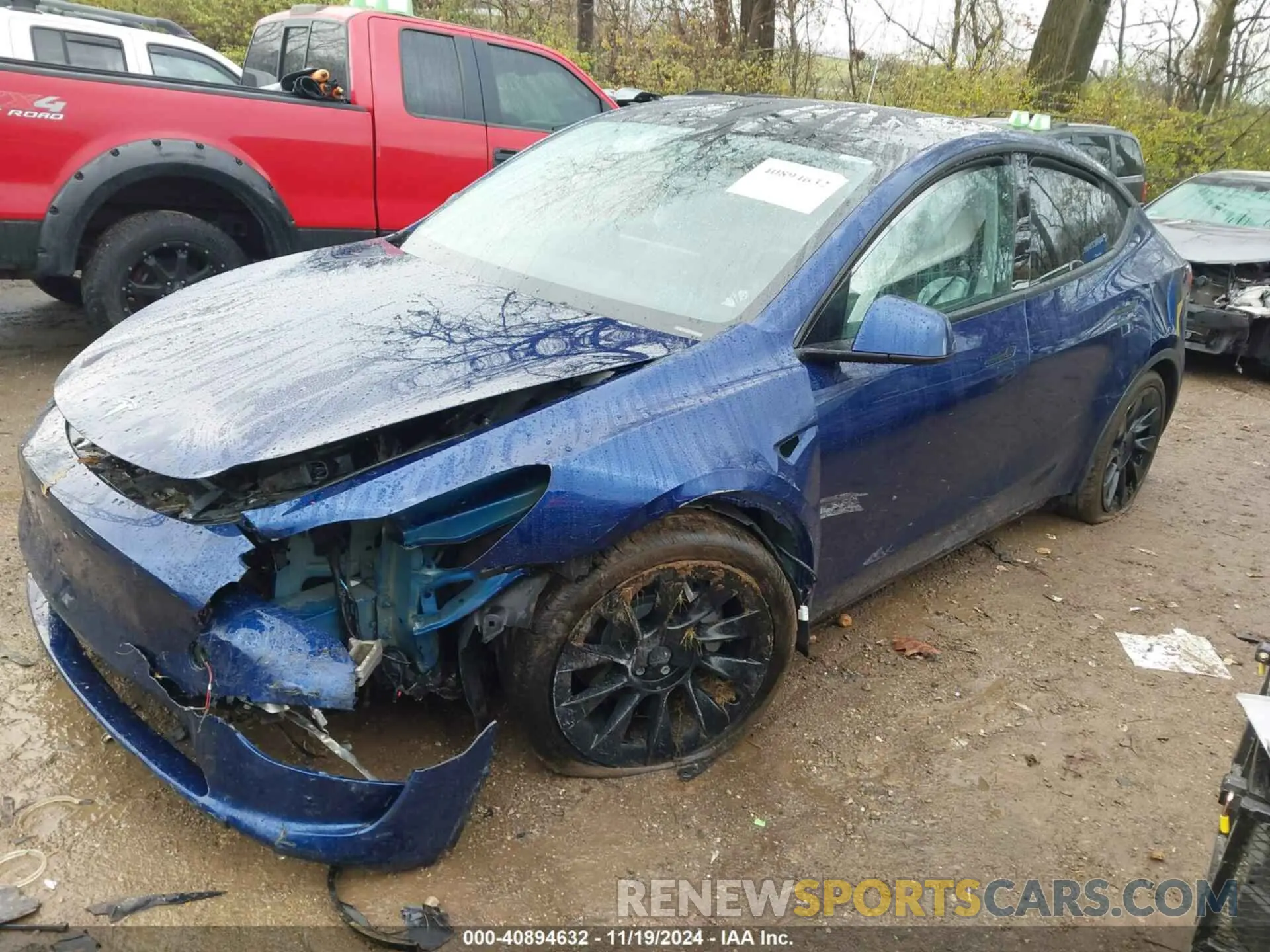 2 Photograph of a damaged car 7SAYGDEE3NA007432 TESLA MODEL Y 2022