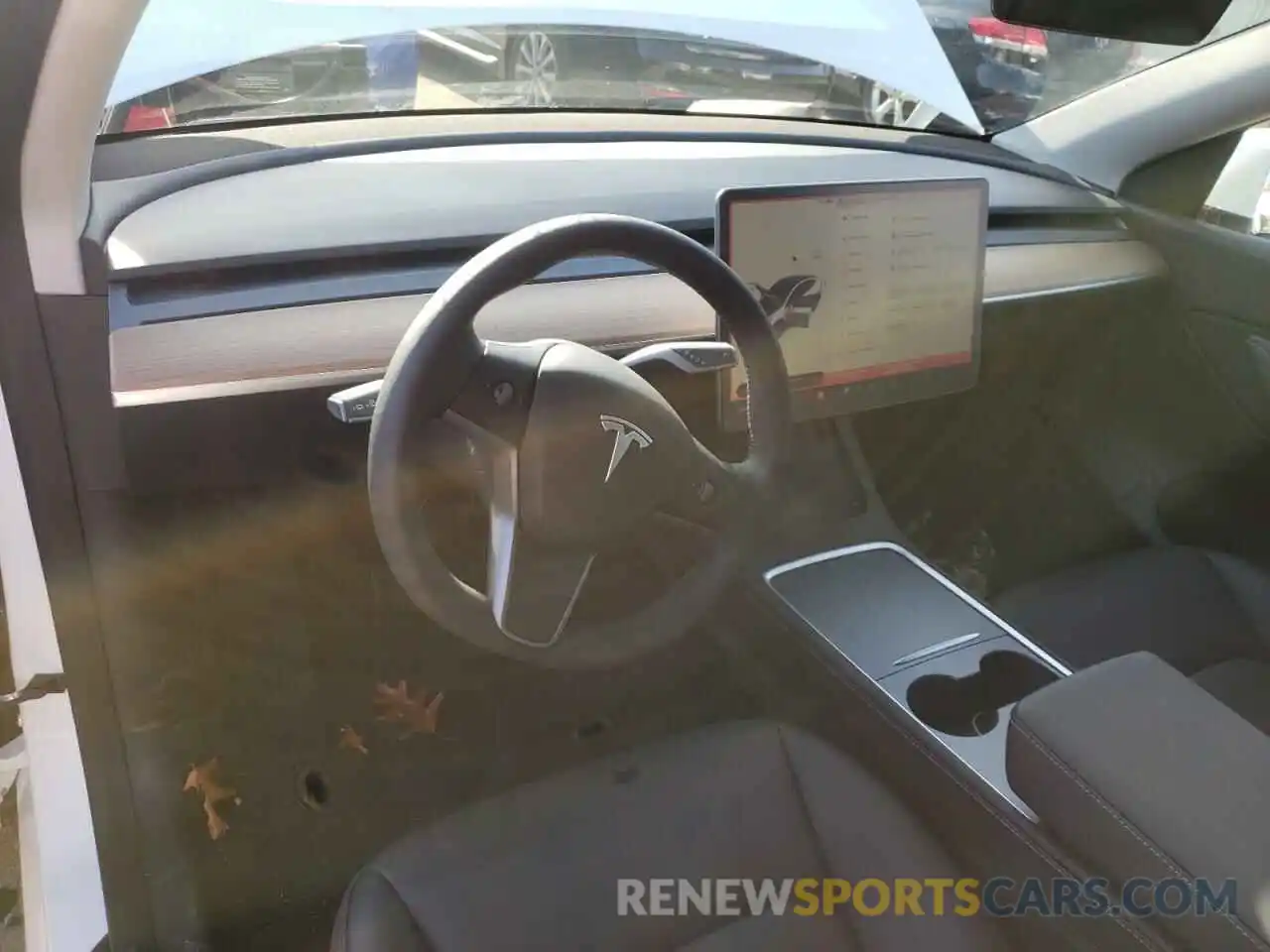 8 Photograph of a damaged car 7SAYGDEE3NA010086 TESLA MODEL Y 2022