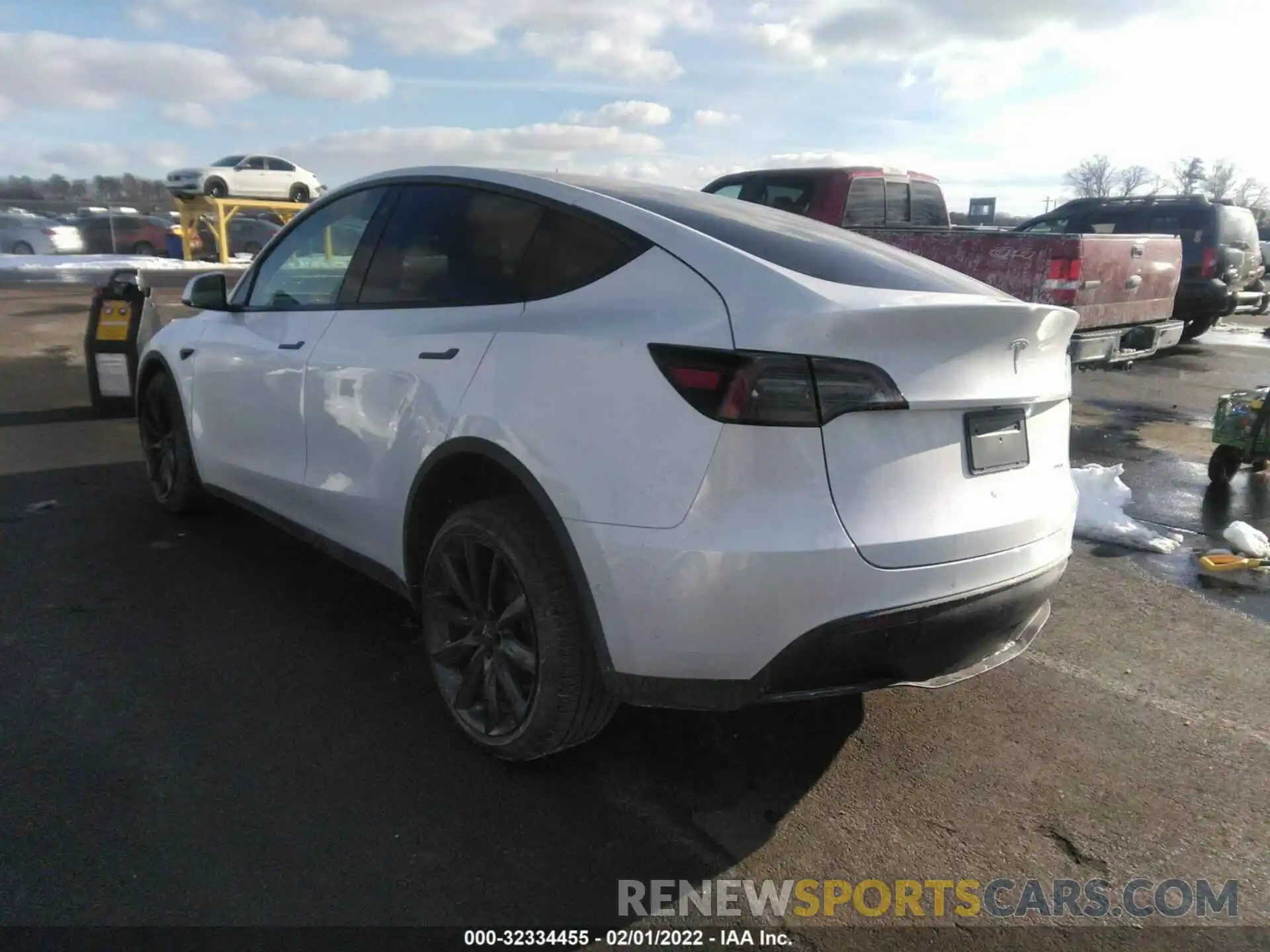 3 Photograph of a damaged car 7SAYGDEE3NF308348 TESLA MODEL Y 2022