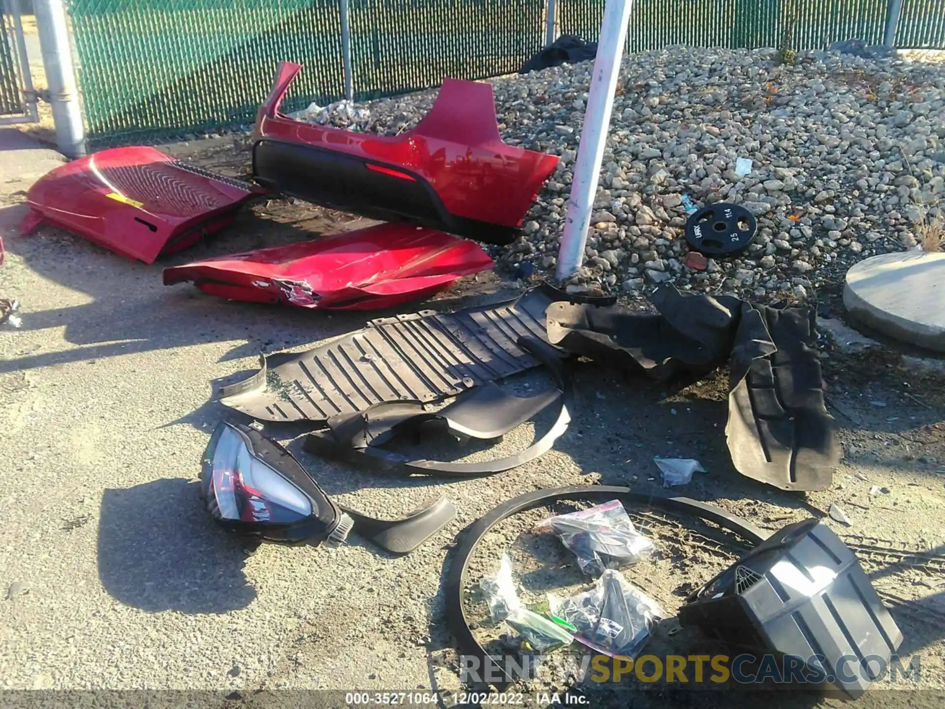 12 Photograph of a damaged car 7SAYGDEE3NF312027 TESLA MODEL Y 2022