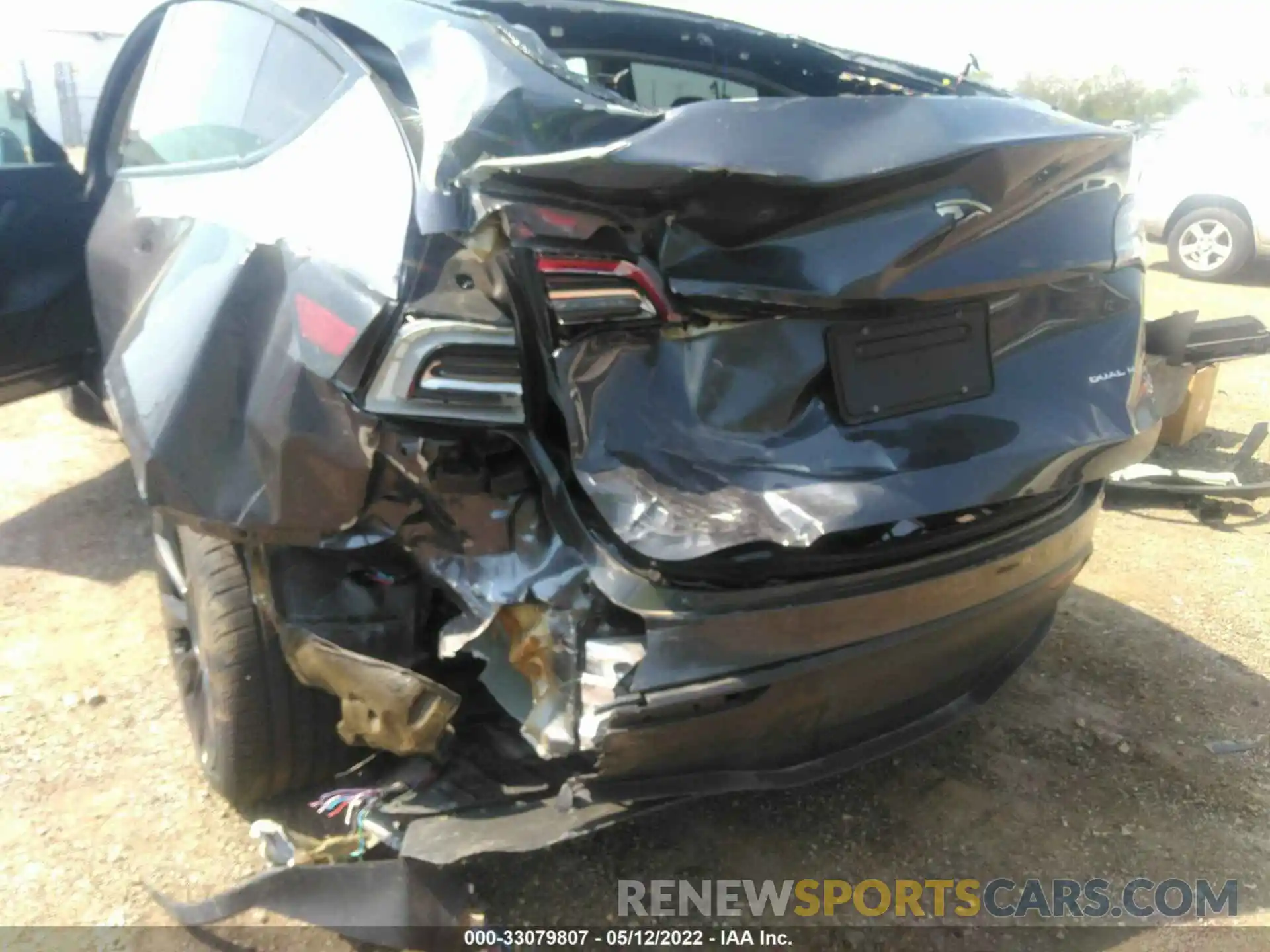 6 Photograph of a damaged car 7SAYGDEE3NF318068 TESLA MODEL Y 2022