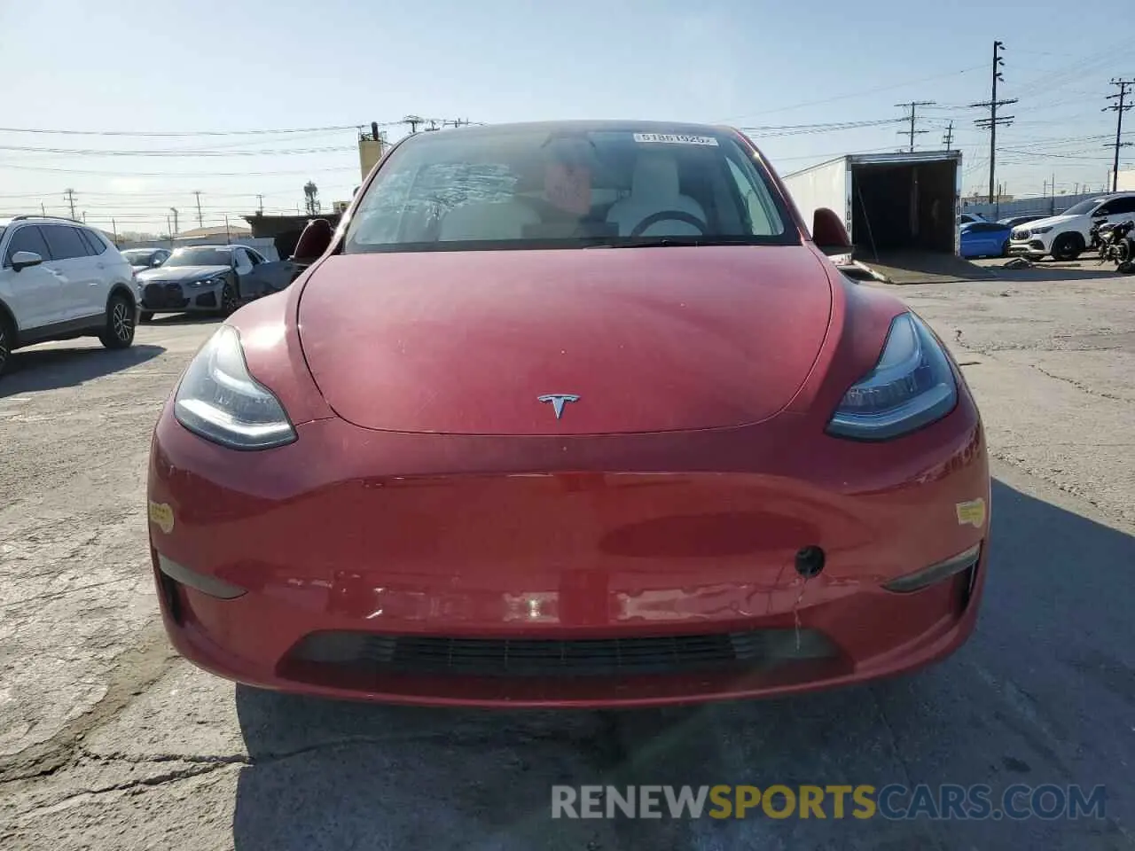 5 Photograph of a damaged car 7SAYGDEE3NF318359 TESLA MODEL Y 2022