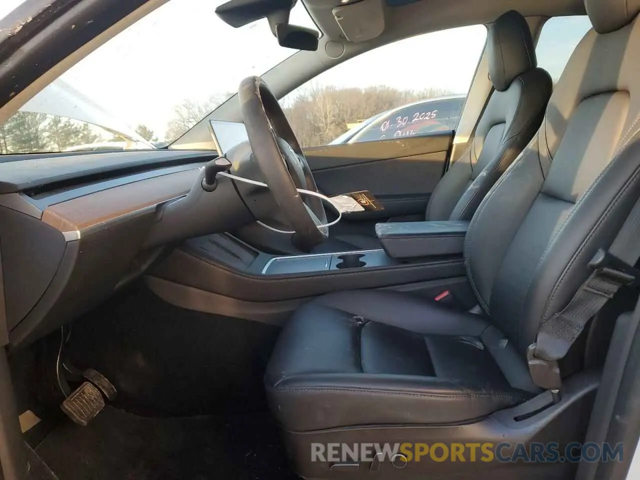 7 Photograph of a damaged car 7SAYGDEE3NF320161 TESLA MODEL Y 2022