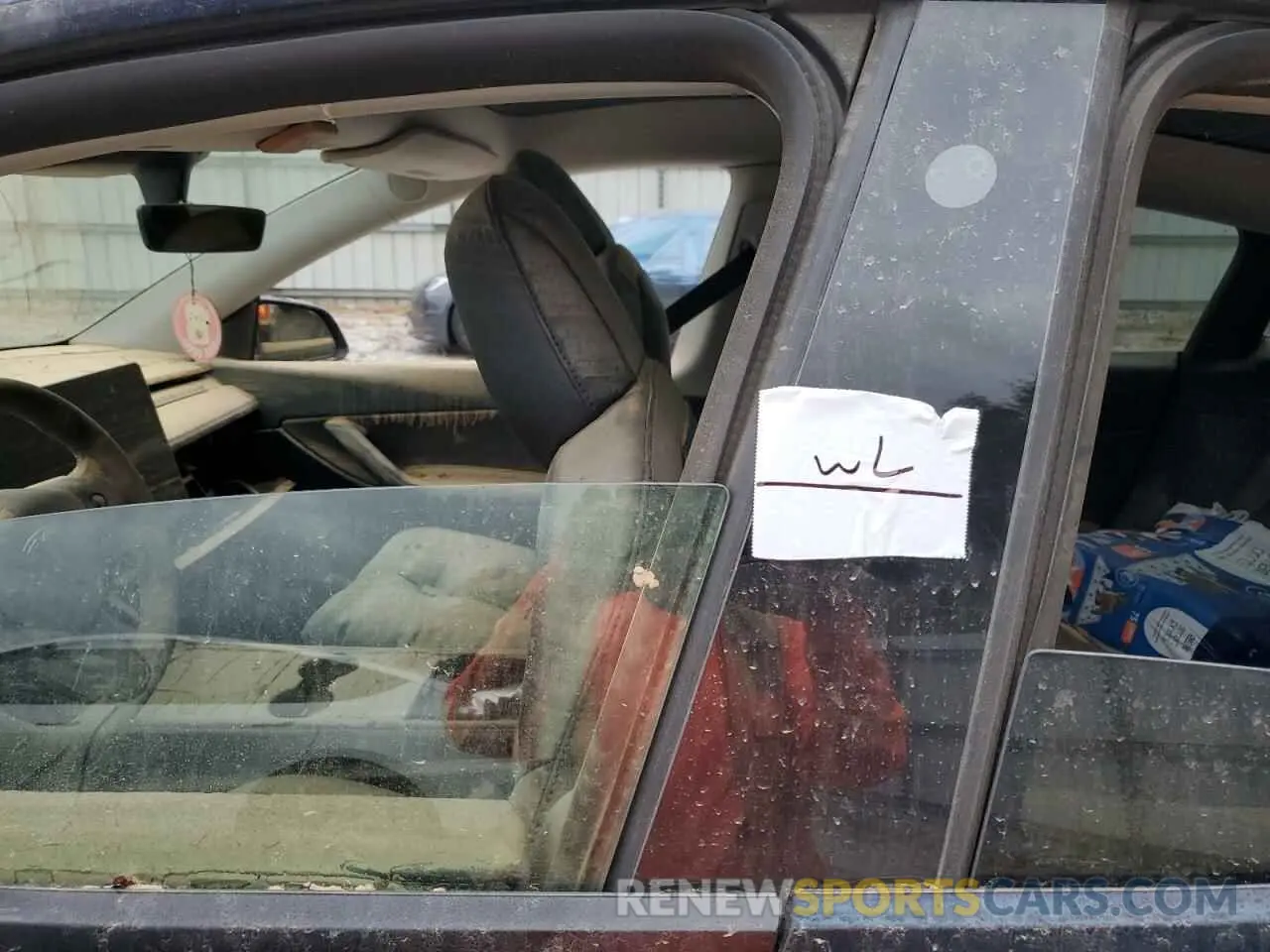 12 Photograph of a damaged car 7SAYGDEE3NF325327 TESLA MODEL Y 2022