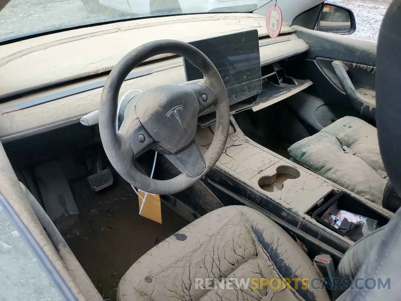 8 Photograph of a damaged car 7SAYGDEE3NF325327 TESLA MODEL Y 2022