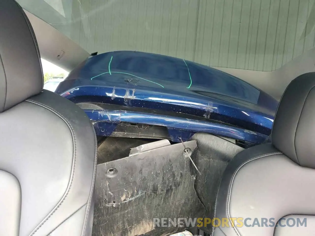 10 Photograph of a damaged car 7SAYGDEE3NF375774 TESLA MODEL Y 2022