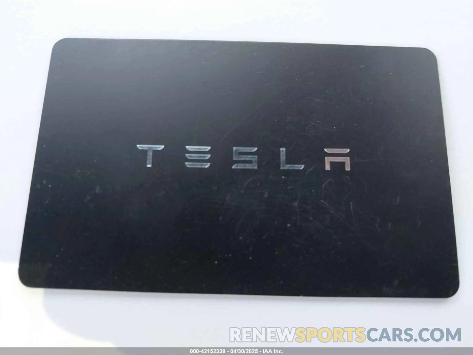 11 Photograph of a damaged car 7SAYGDEE3NF422205 TESLA MODEL Y 2022