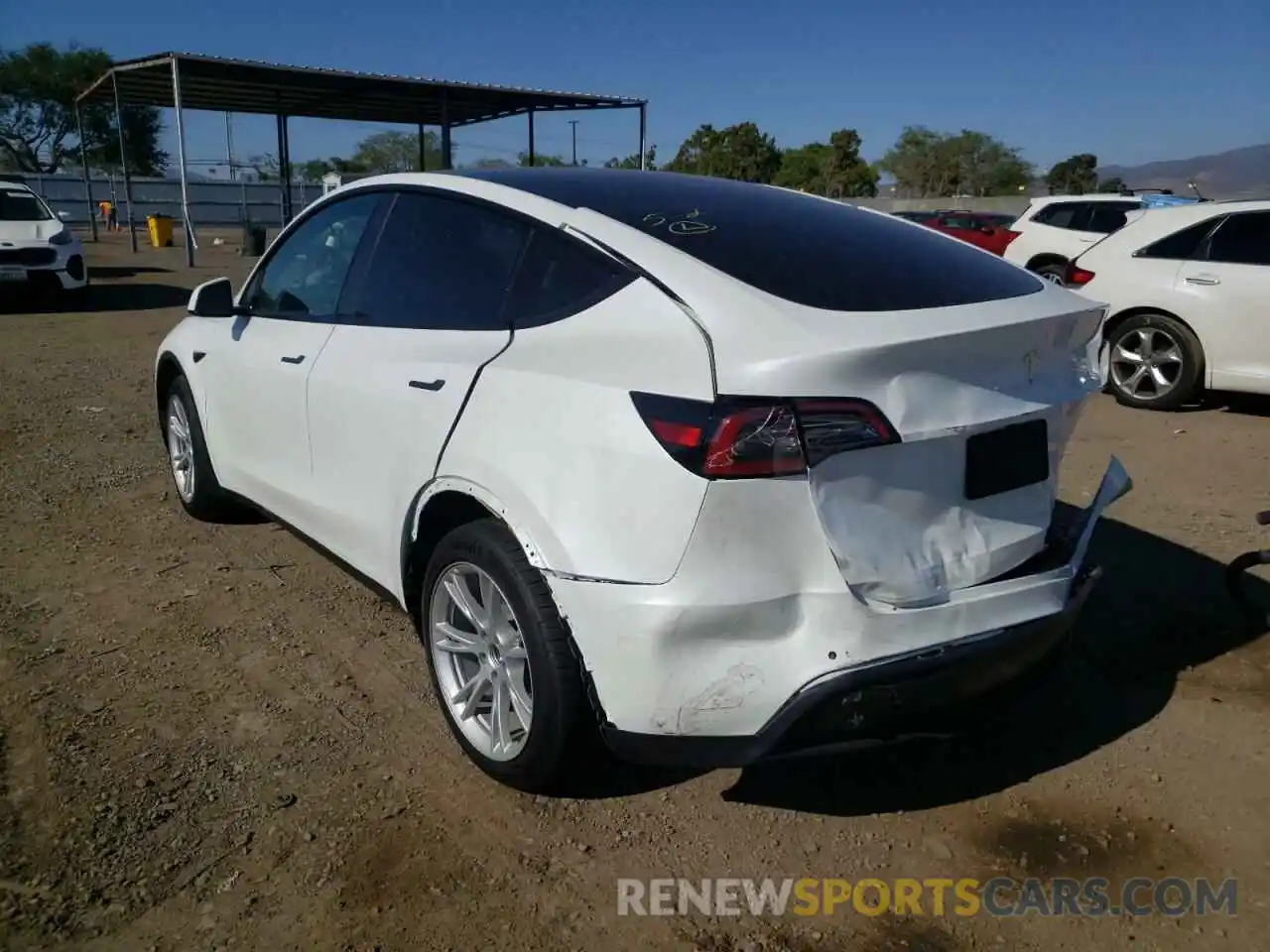 3 Photograph of a damaged car 7SAYGDEE3NF423239 TESLA MODEL Y 2022