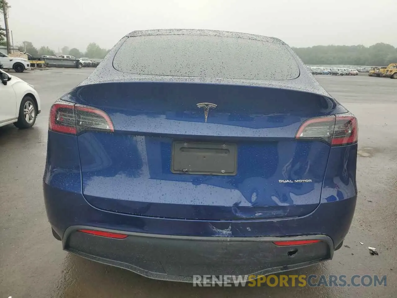 6 Photograph of a damaged car 7SAYGDEE3NF425640 TESLA MODEL Y 2022