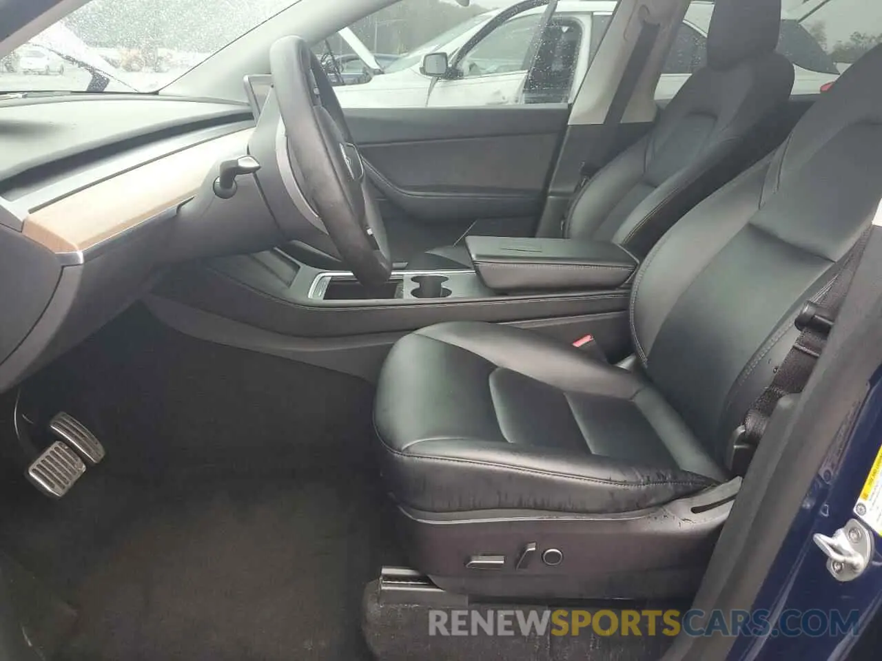 7 Photograph of a damaged car 7SAYGDEE3NF425640 TESLA MODEL Y 2022