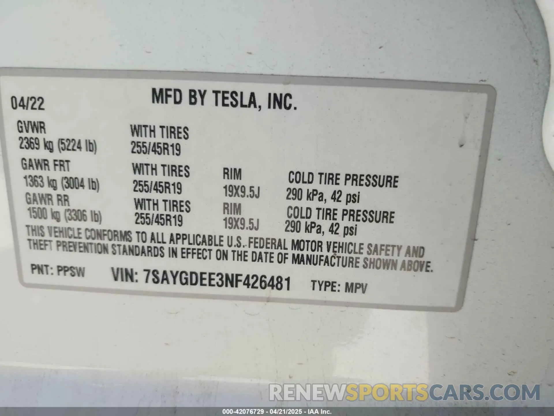 9 Photograph of a damaged car 7SAYGDEE3NF426481 TESLA MODEL Y 2022