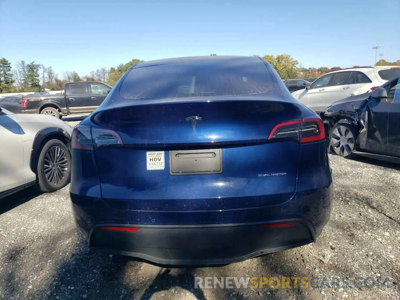 6 Photograph of a damaged car 7SAYGDEE3NF445886 TESLA MODEL Y 2022