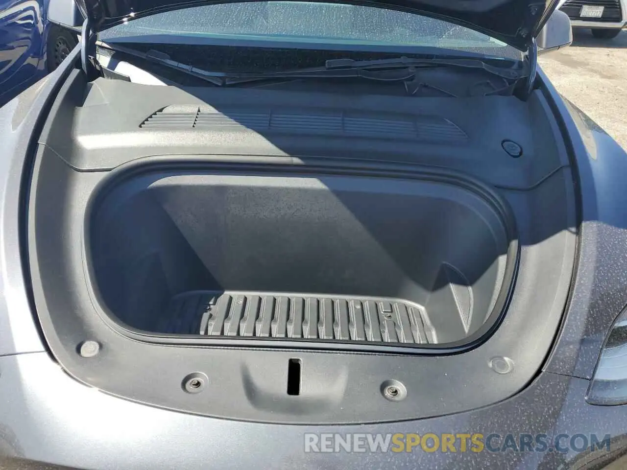 12 Photograph of a damaged car 7SAYGDEE3NF507044 TESLA MODEL Y 2022