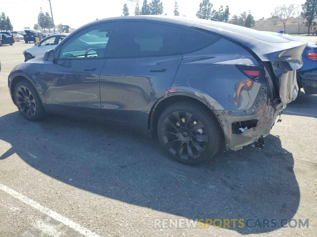 2 Photograph of a damaged car 7SAYGDEE3NF507044 TESLA MODEL Y 2022