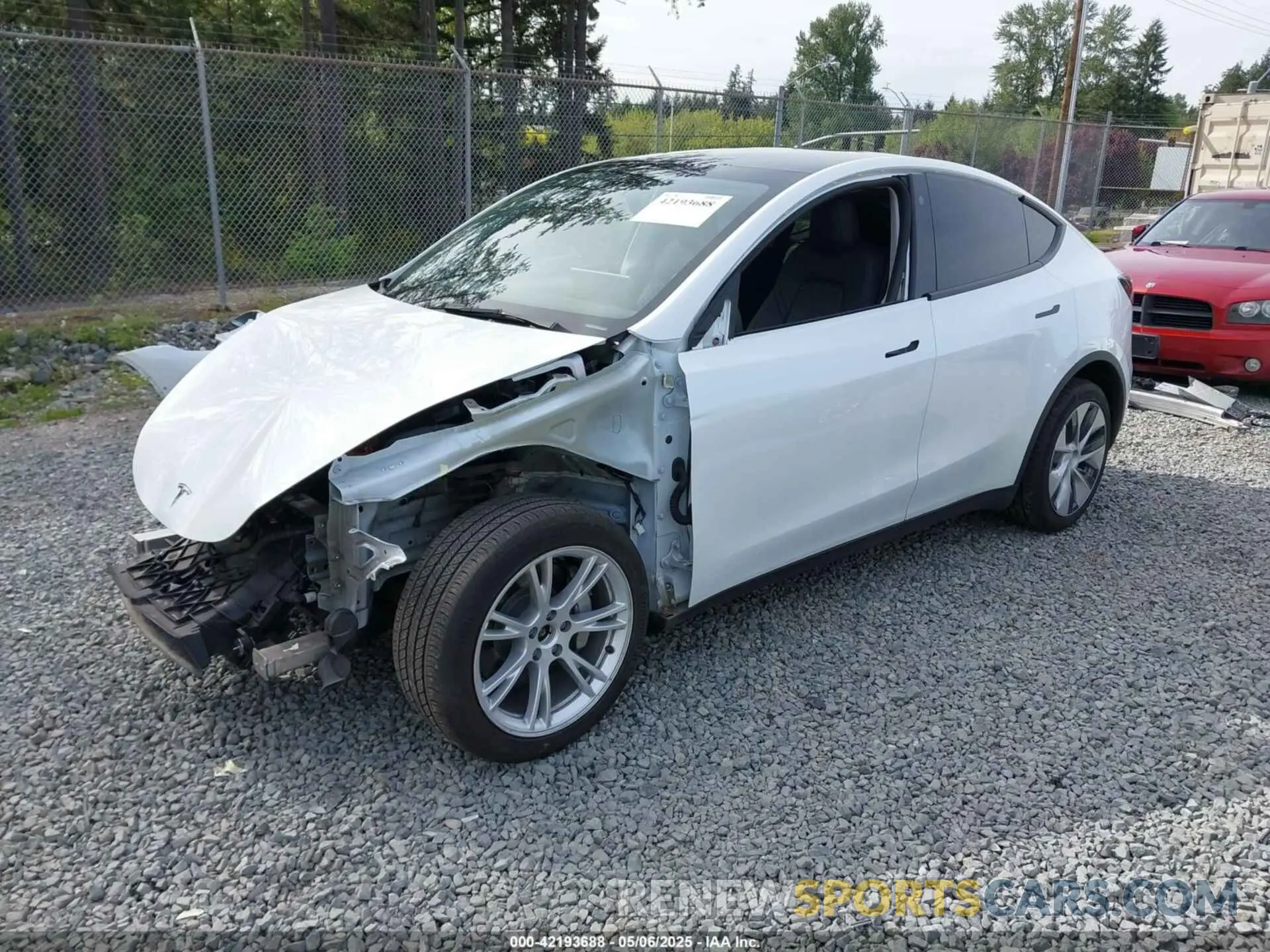 2 Photograph of a damaged car 7SAYGDEE3NF513510 TESLA MODEL Y 2022