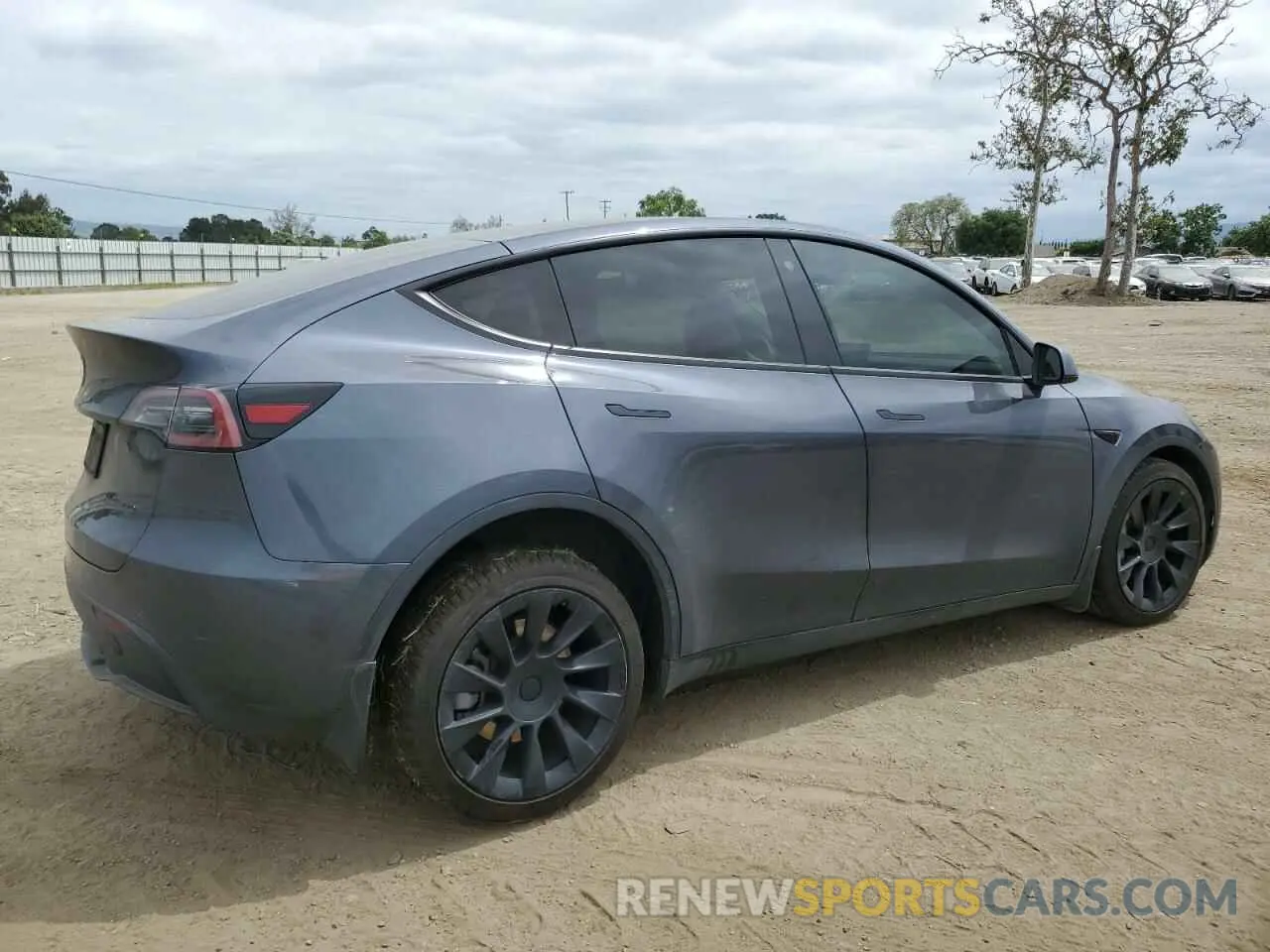 3 Photograph of a damaged car 7SAYGDEE3NF551917 TESLA MODEL Y 2022
