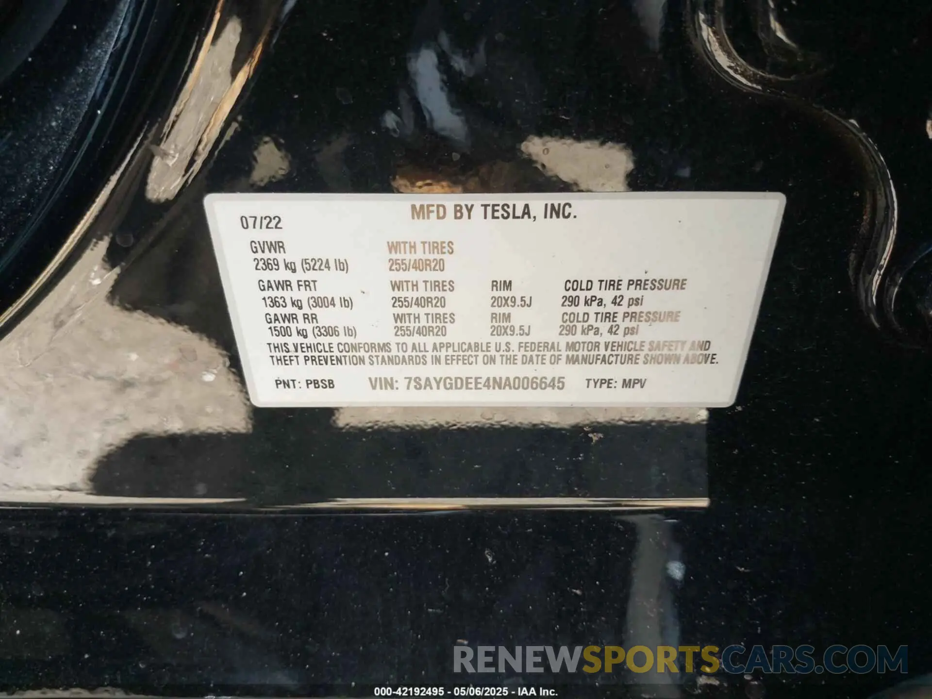9 Photograph of a damaged car 7SAYGDEE4NA006645 TESLA MODEL Y 2022