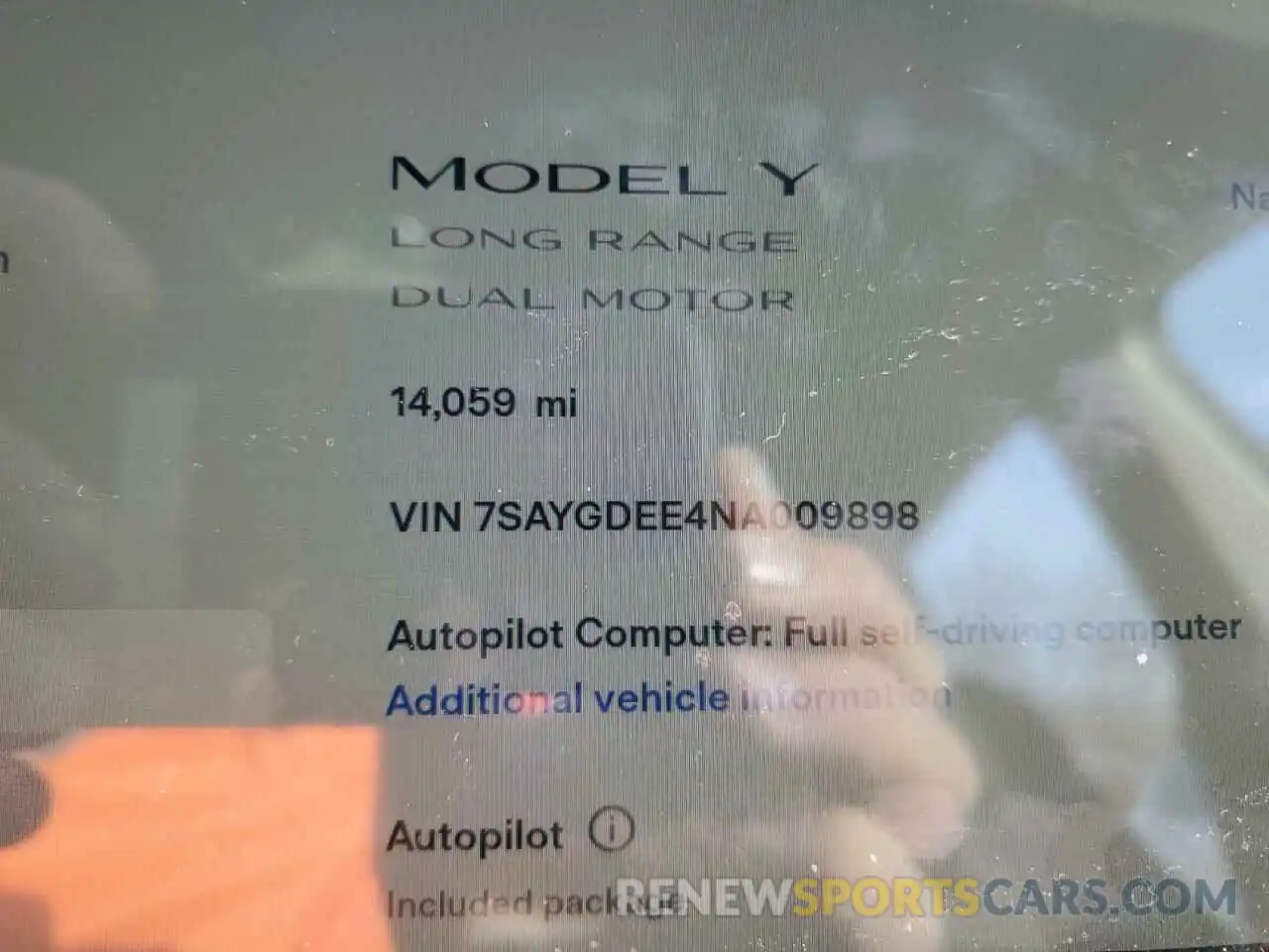 9 Photograph of a damaged car 7SAYGDEE4NA009898 TESLA MODEL Y 2022