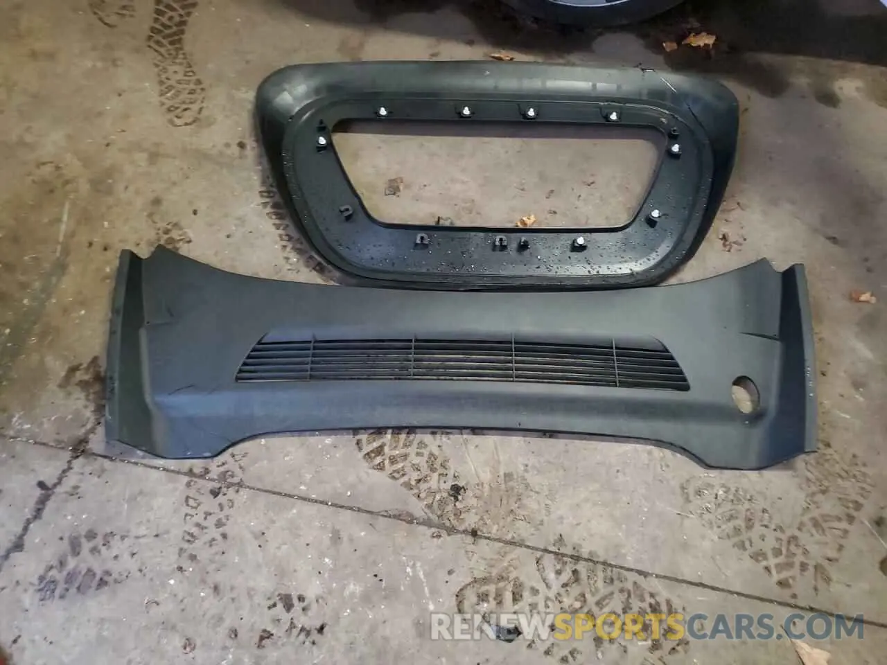 12 Photograph of a damaged car 7SAYGDEE4NA010016 TESLA MODEL Y 2022