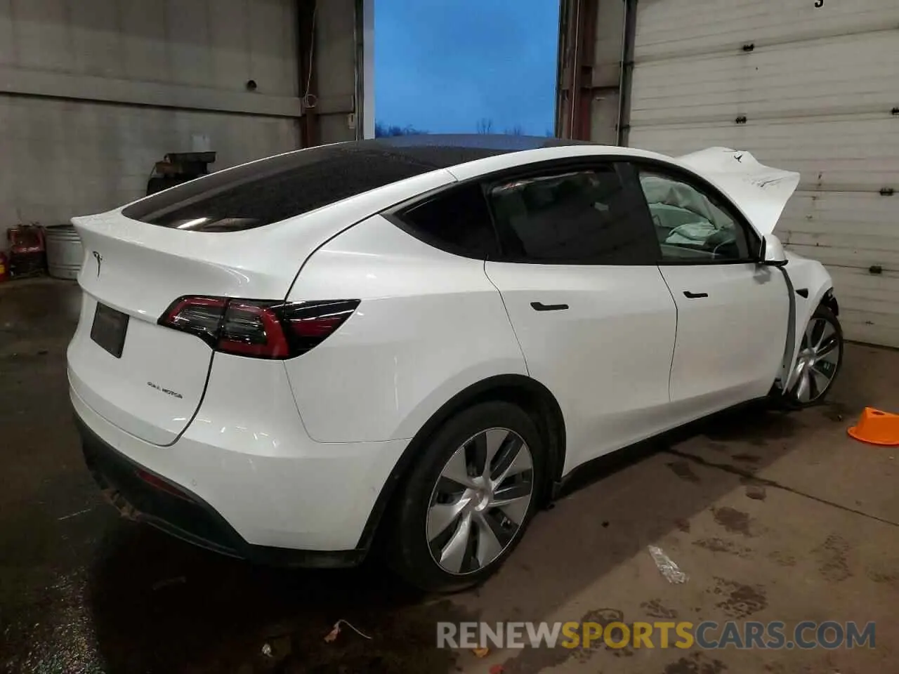 3 Photograph of a damaged car 7SAYGDEE4NA010016 TESLA MODEL Y 2022