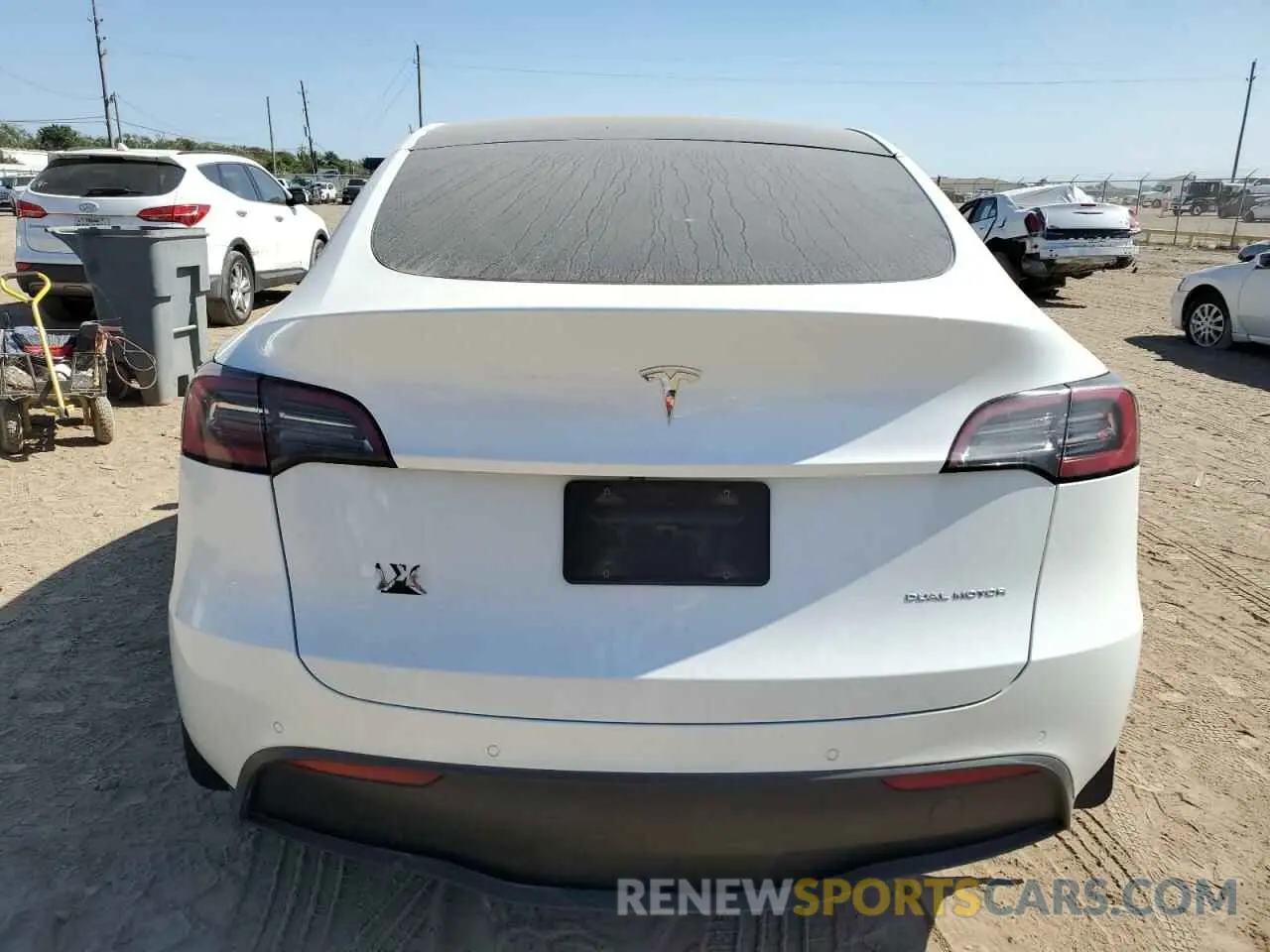6 Photograph of a damaged car 7SAYGDEE4NA012347 TESLA MODEL Y 2022