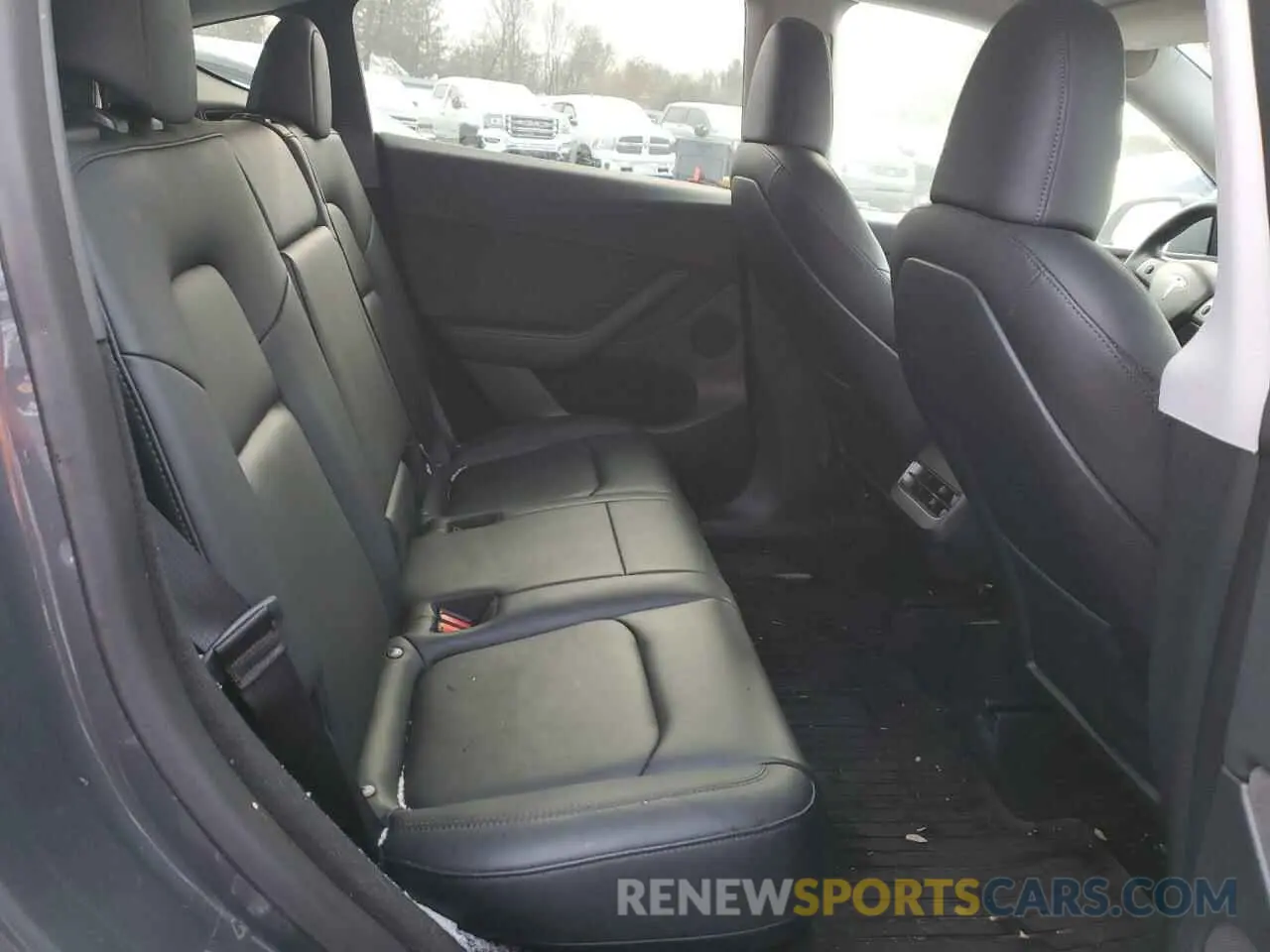 11 Photograph of a damaged car 7SAYGDEE4NA017788 TESLA MODEL Y 2022