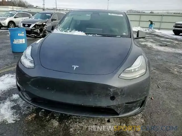12 Photograph of a damaged car 7SAYGDEE4NA017788 TESLA MODEL Y 2022
