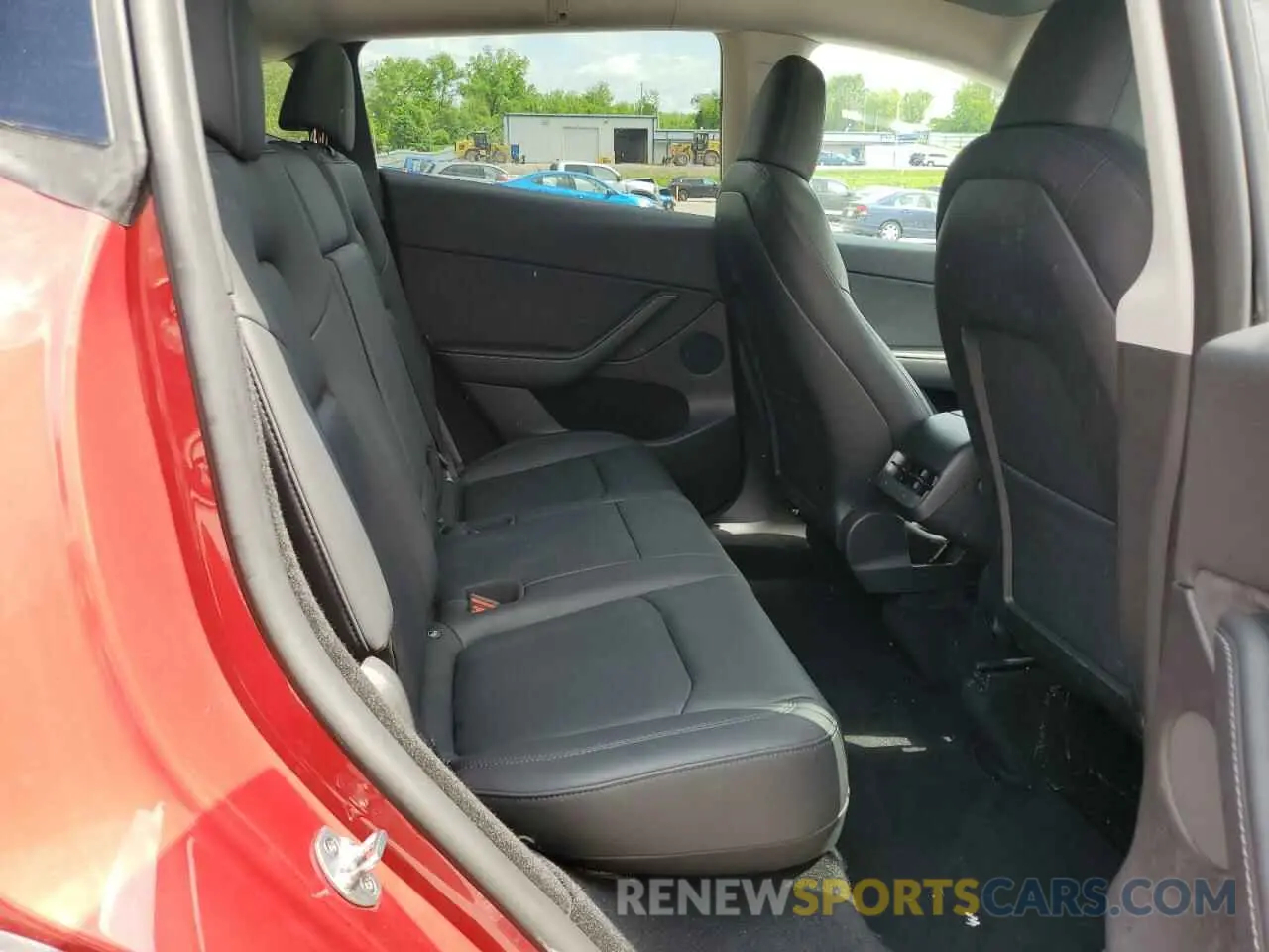 10 Photograph of a damaged car 7SAYGDEE4NA019234 TESLA MODEL Y 2022