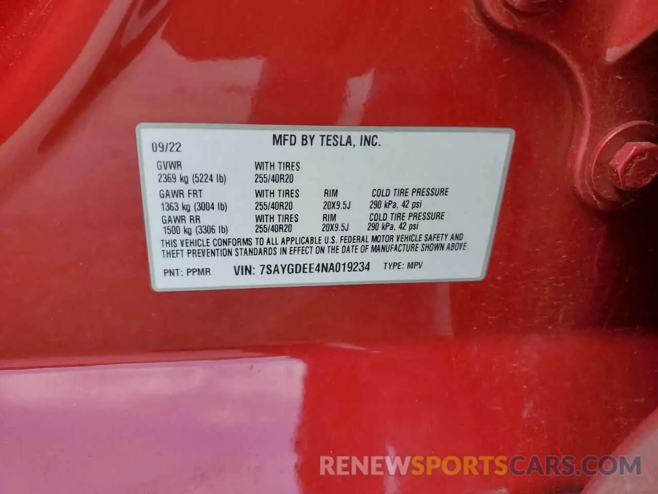 12 Photograph of a damaged car 7SAYGDEE4NA019234 TESLA MODEL Y 2022