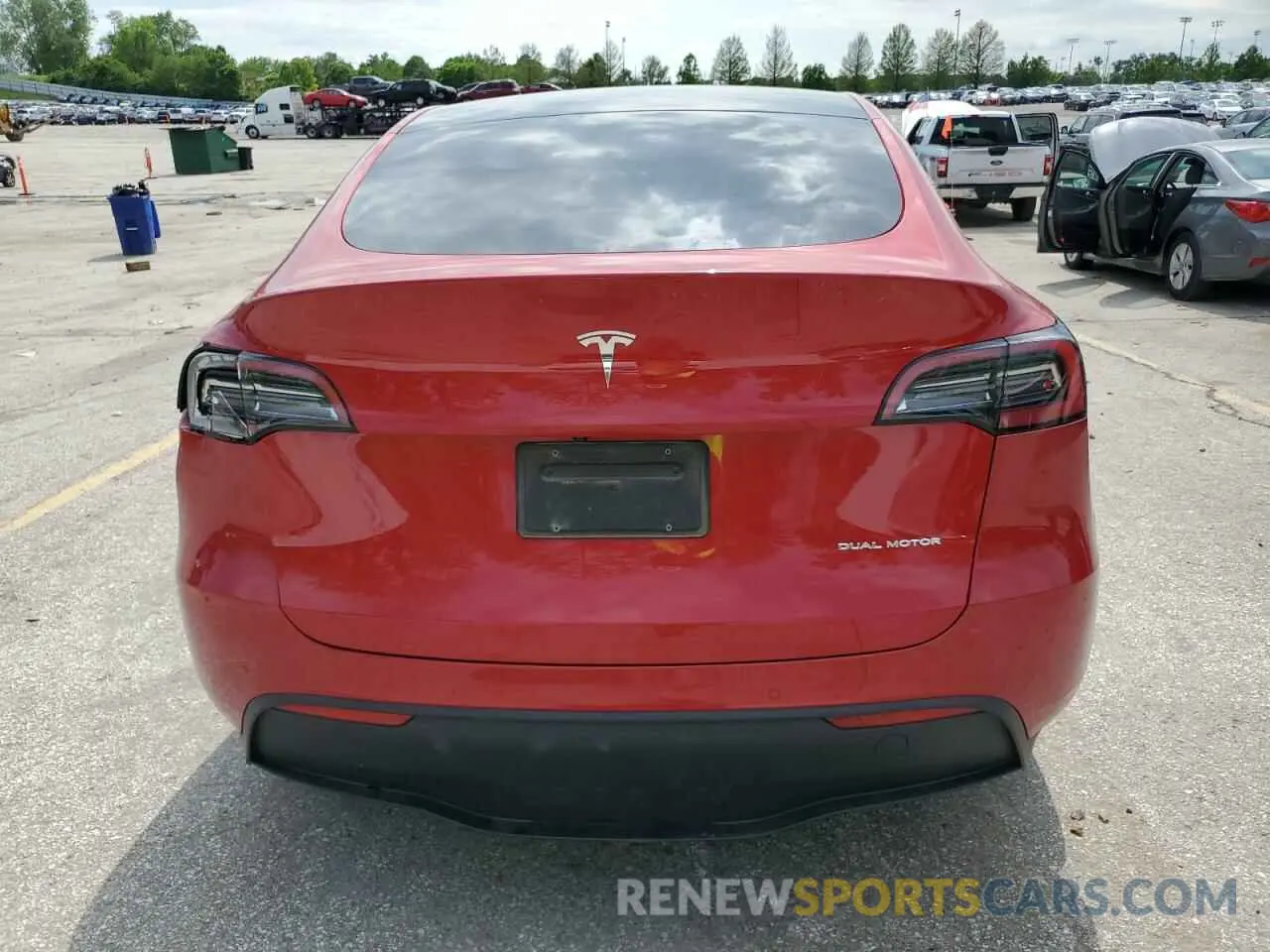 6 Photograph of a damaged car 7SAYGDEE4NA019234 TESLA MODEL Y 2022