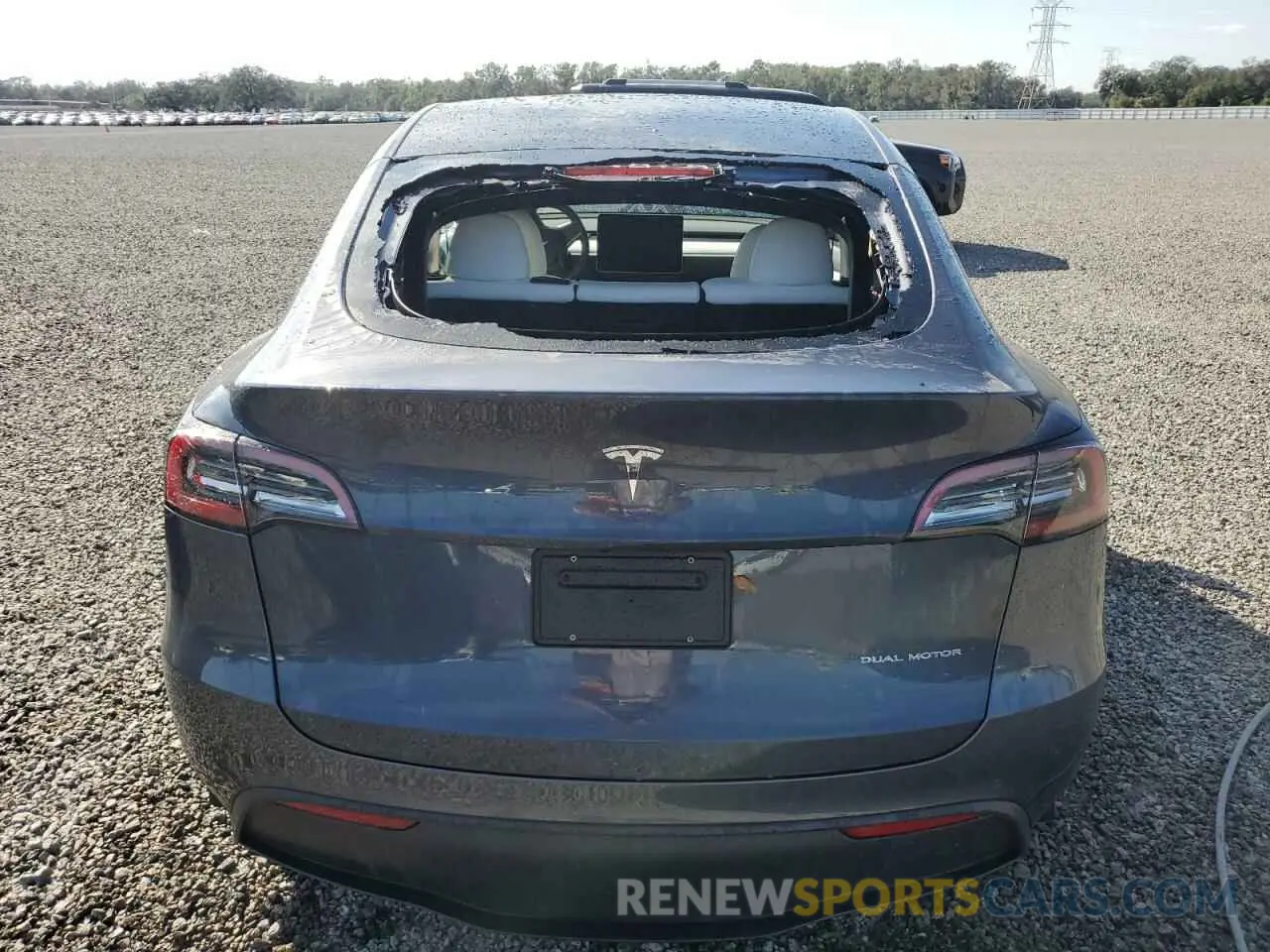6 Photograph of a damaged car 7SAYGDEE4NF311825 TESLA MODEL Y 2022