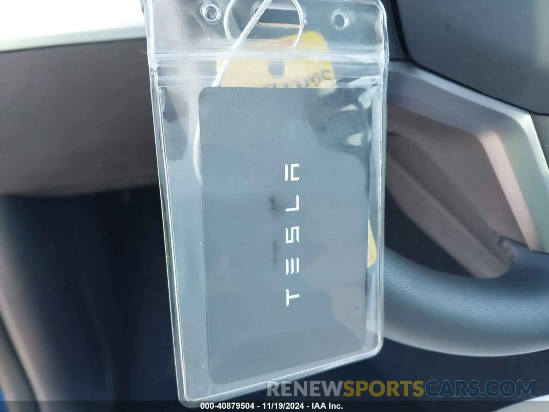 11 Photograph of a damaged car 7SAYGDEE4NF313705 TESLA MODEL Y 2022