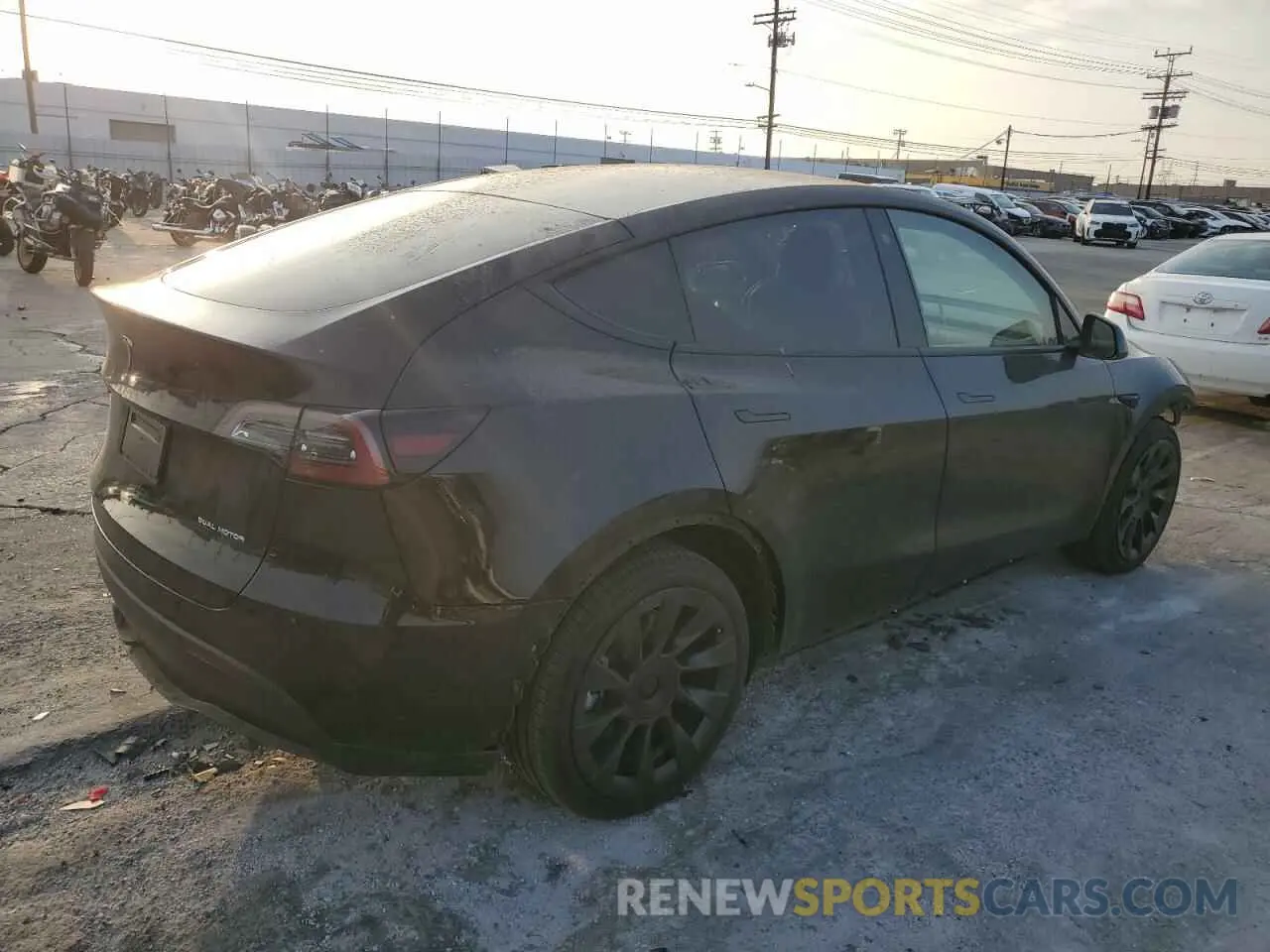 3 Photograph of a damaged car 7SAYGDEE4NF350799 TESLA MODEL Y 2022