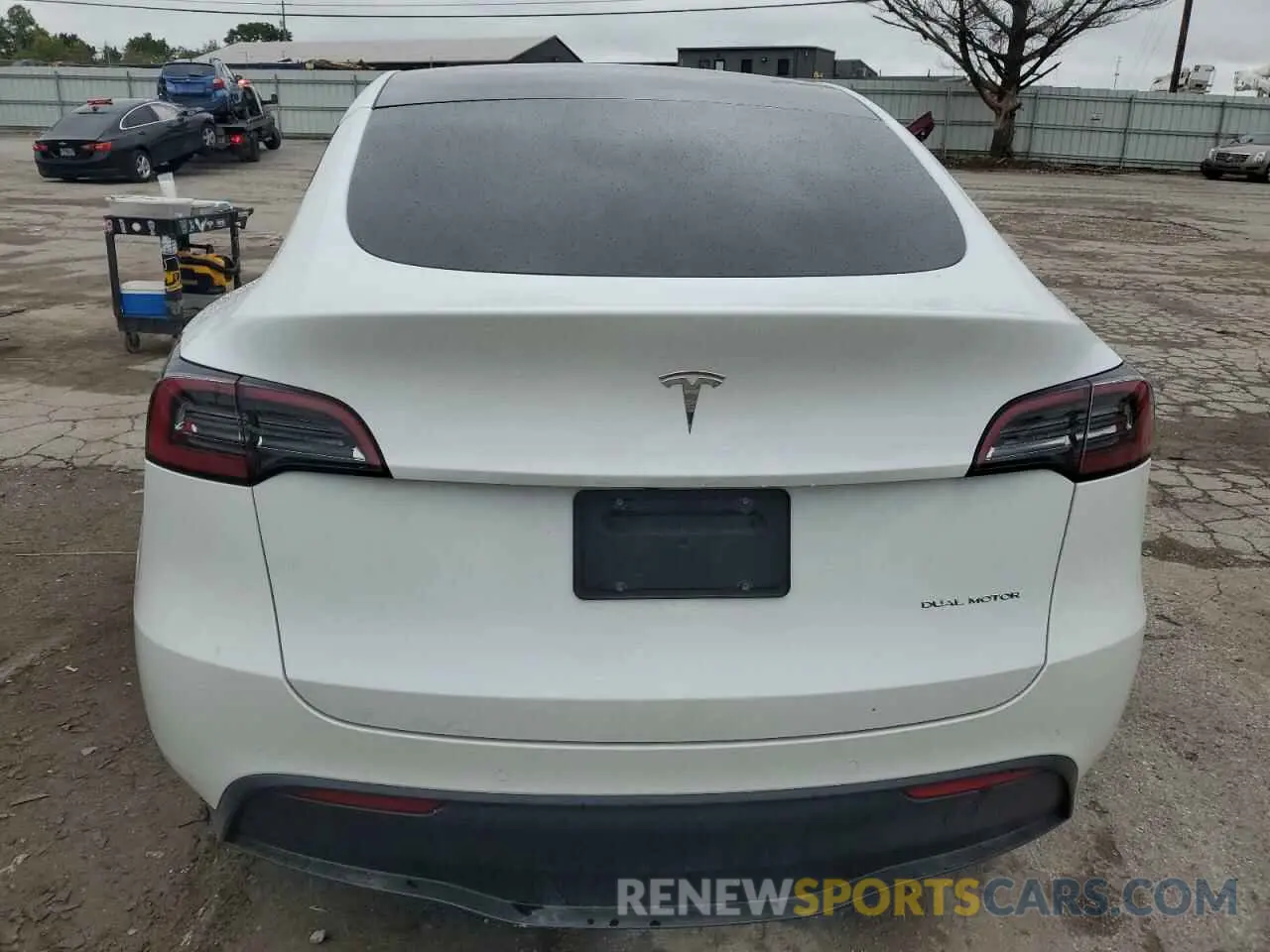 6 Photograph of a damaged car 7SAYGDEE4NF362936 TESLA MODEL Y 2022