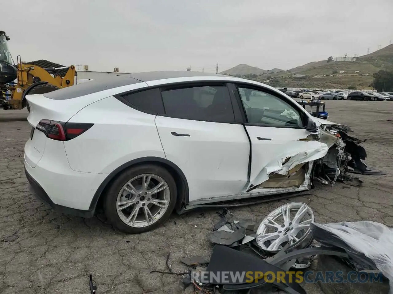 3 Photograph of a damaged car 7SAYGDEE4NF364430 TESLA MODEL Y 2022