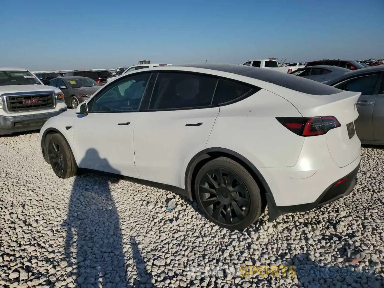 2 Photograph of a damaged car 7SAYGDEE4NF366484 TESLA MODEL Y 2022