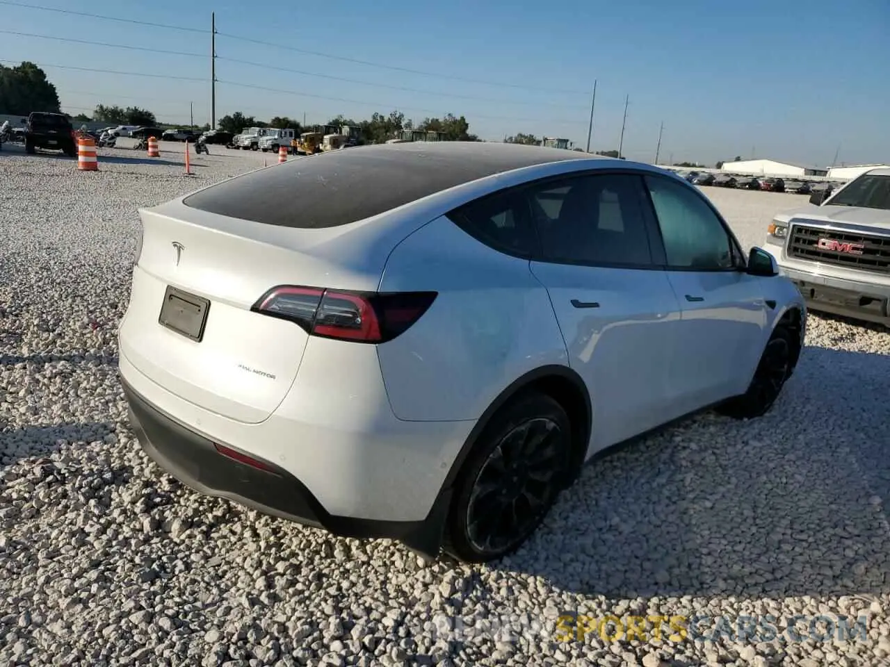 3 Photograph of a damaged car 7SAYGDEE4NF366484 TESLA MODEL Y 2022