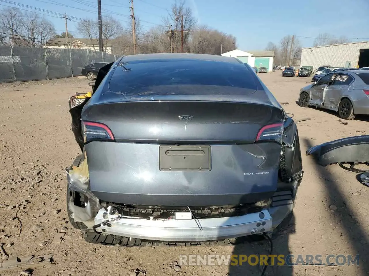 6 Photograph of a damaged car 7SAYGDEE4NF376402 TESLA MODEL Y 2022