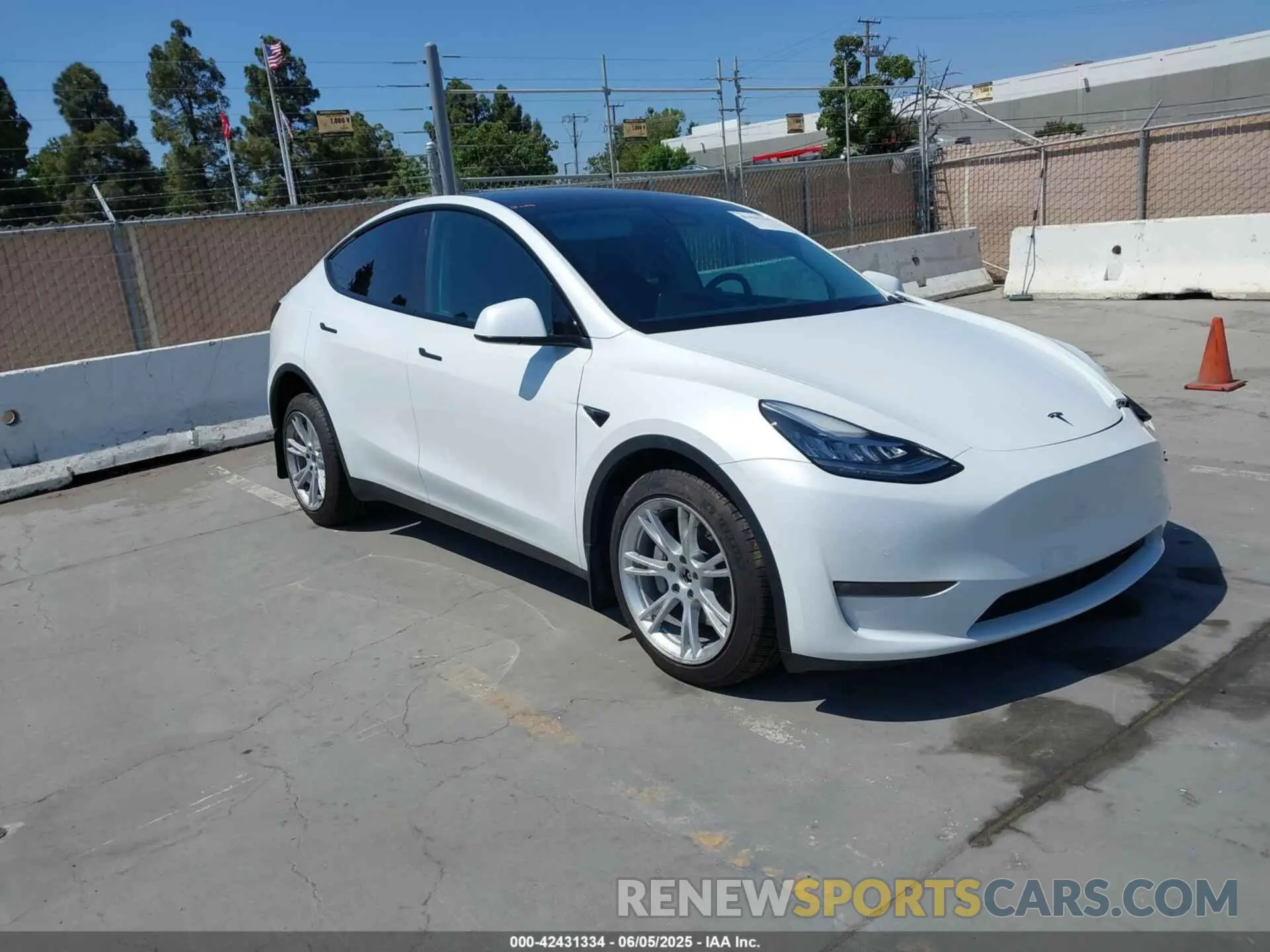 1 Photograph of a damaged car 7SAYGDEE4NF379493 TESLA MODEL Y 2022